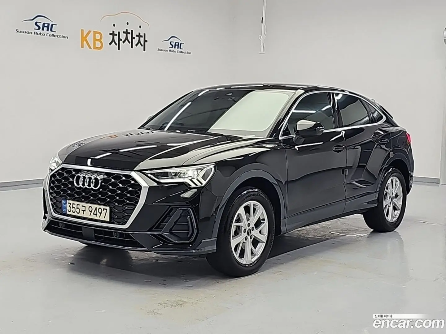 Main__Slider__Photo:Q3 Audi 2023.10-0