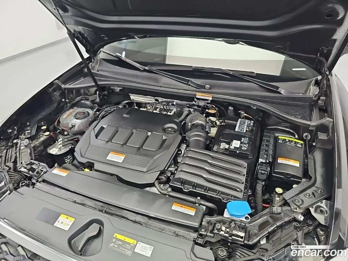 Q3 Audi 2023.10-INNER-008