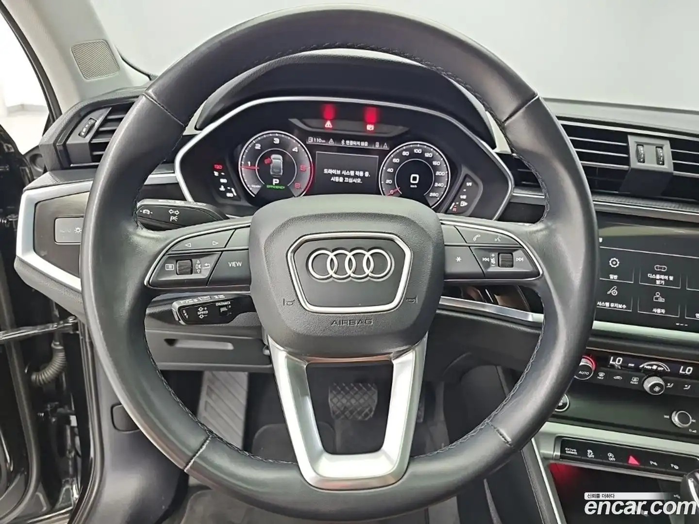 Q3 Audi 2023.10-OPTION-015