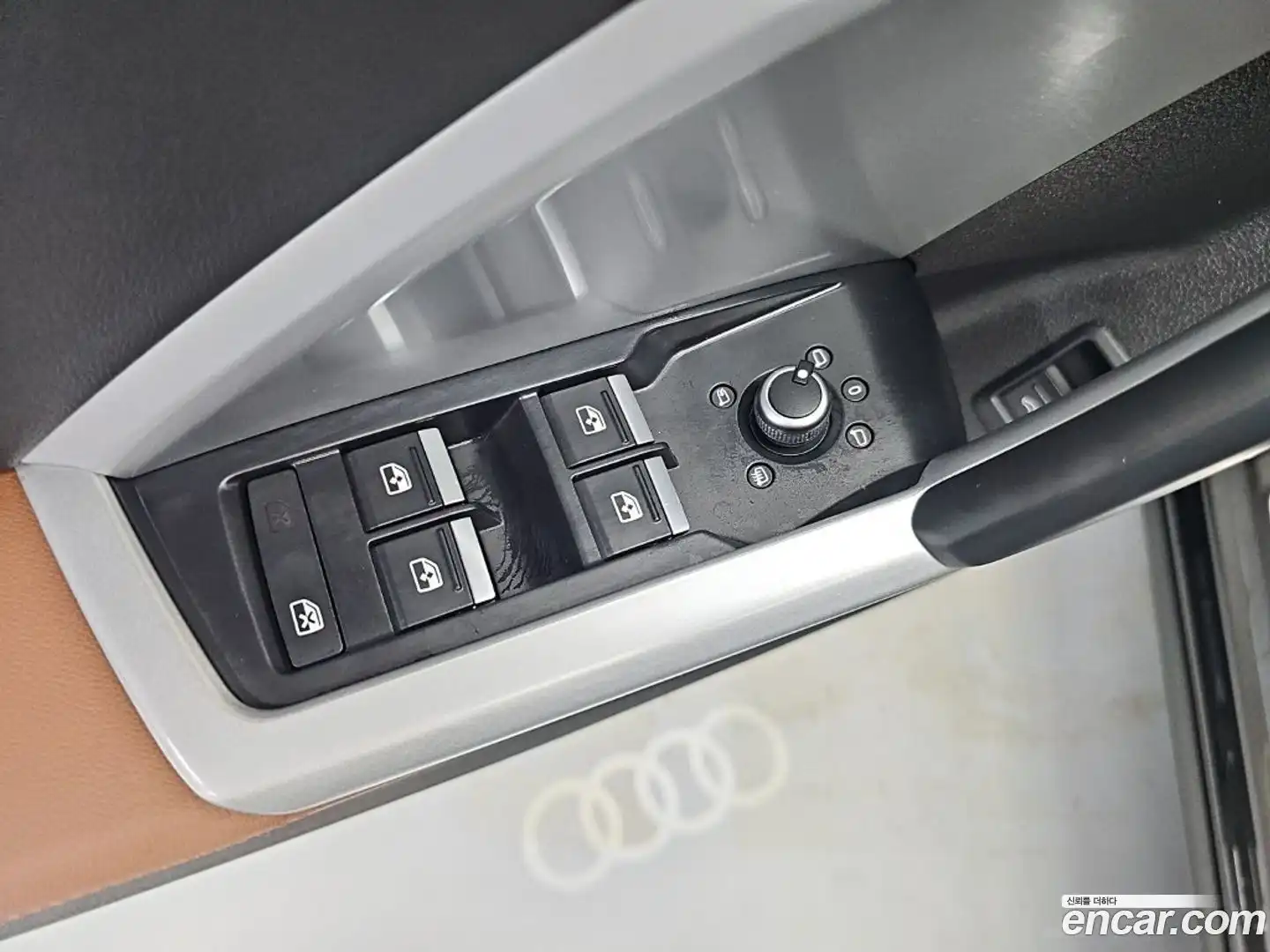 Q3 Audi 2023.10-OPTION-023