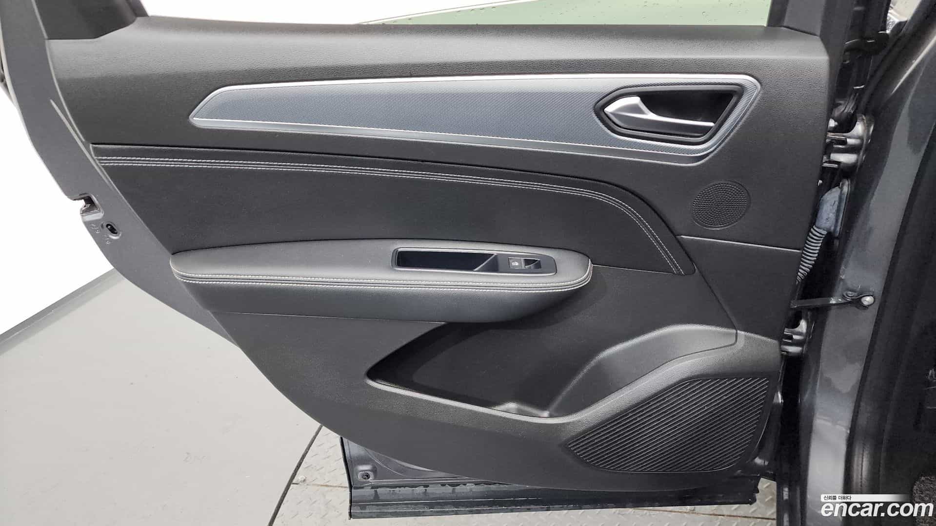 XM3 Renault Korea 2020.3-INNER-035