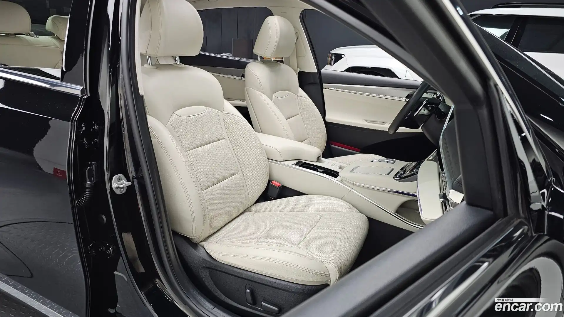 Grandeur Hyundai 2022.9-INNER-010