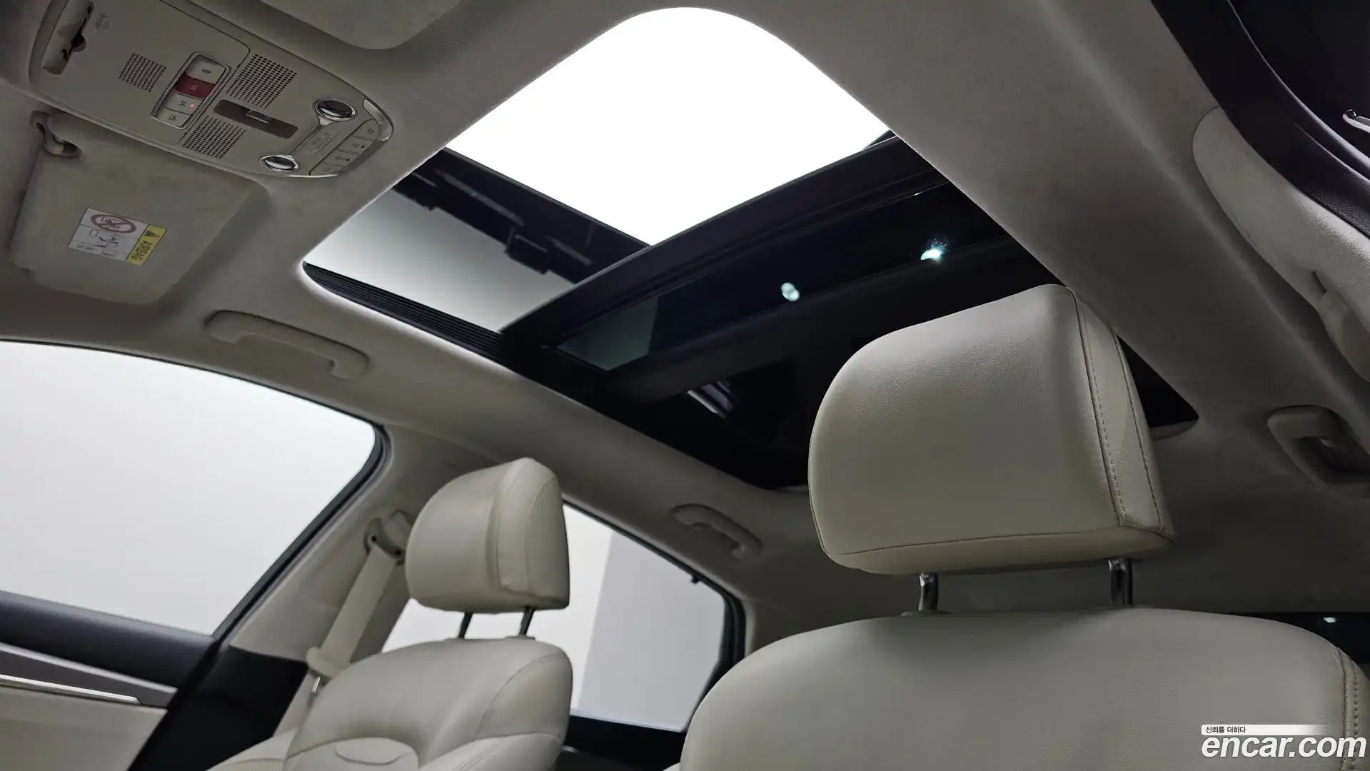 Grandeur Hyundai 2022.9-OPTION-021
