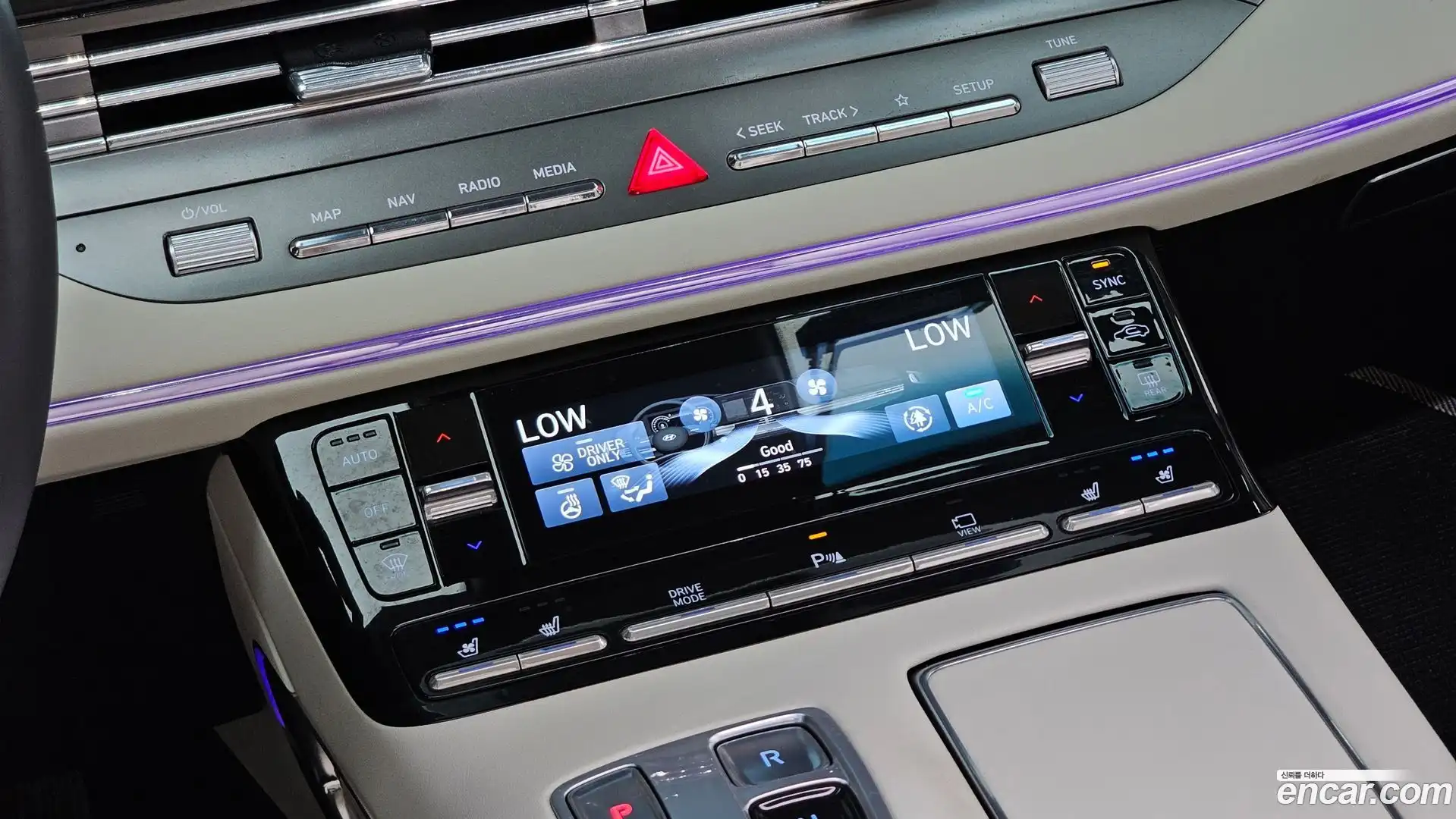 Grandeur Hyundai 2022.9-OPTION-041