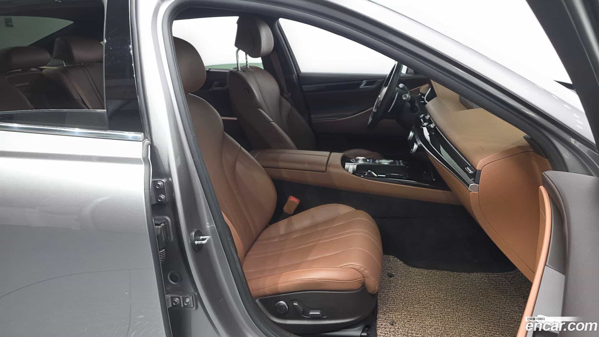 G80 Genesis 2022.3-INNER-036