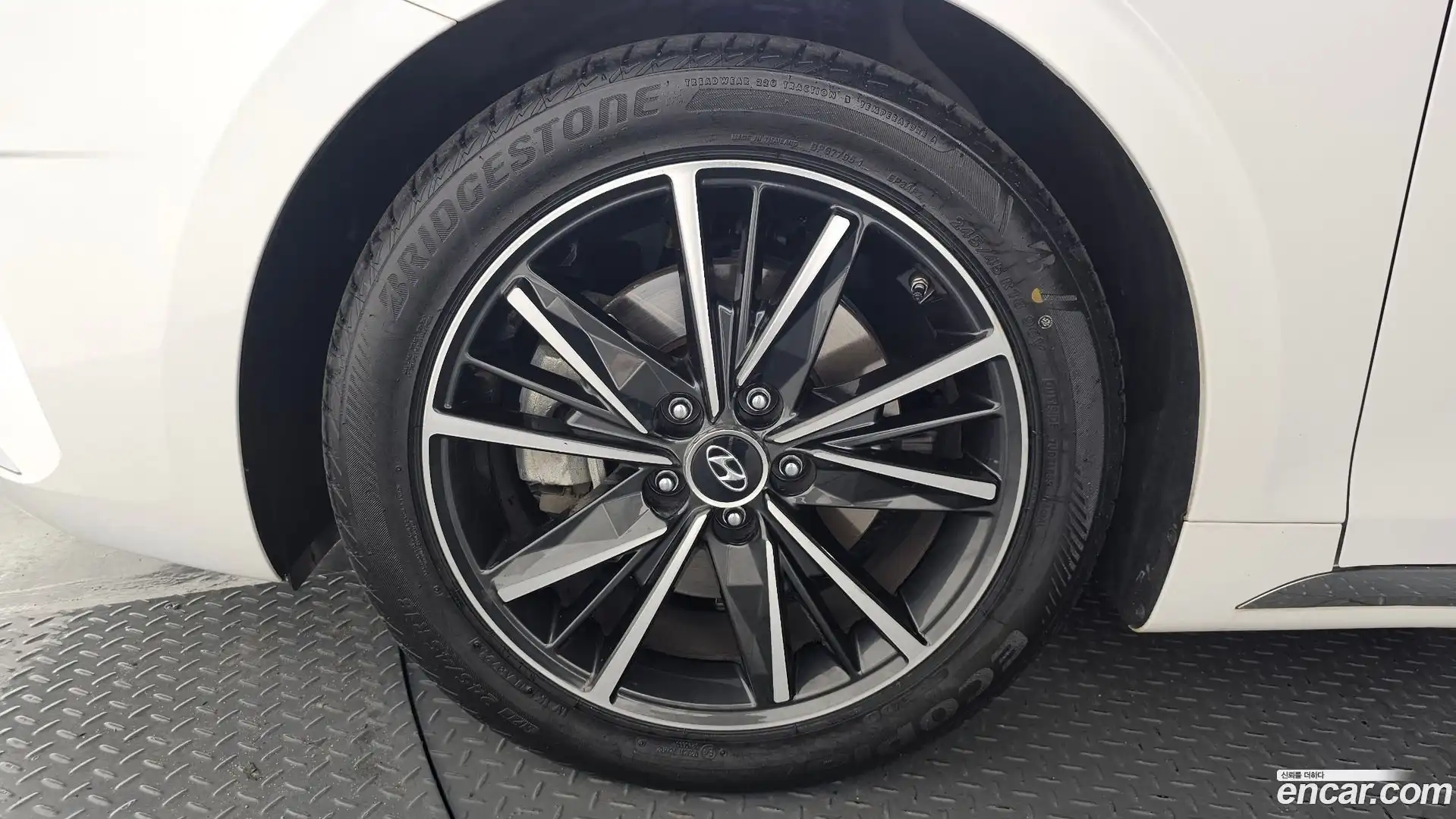 Grandeur Hyundai 2020.3-OUTER-005