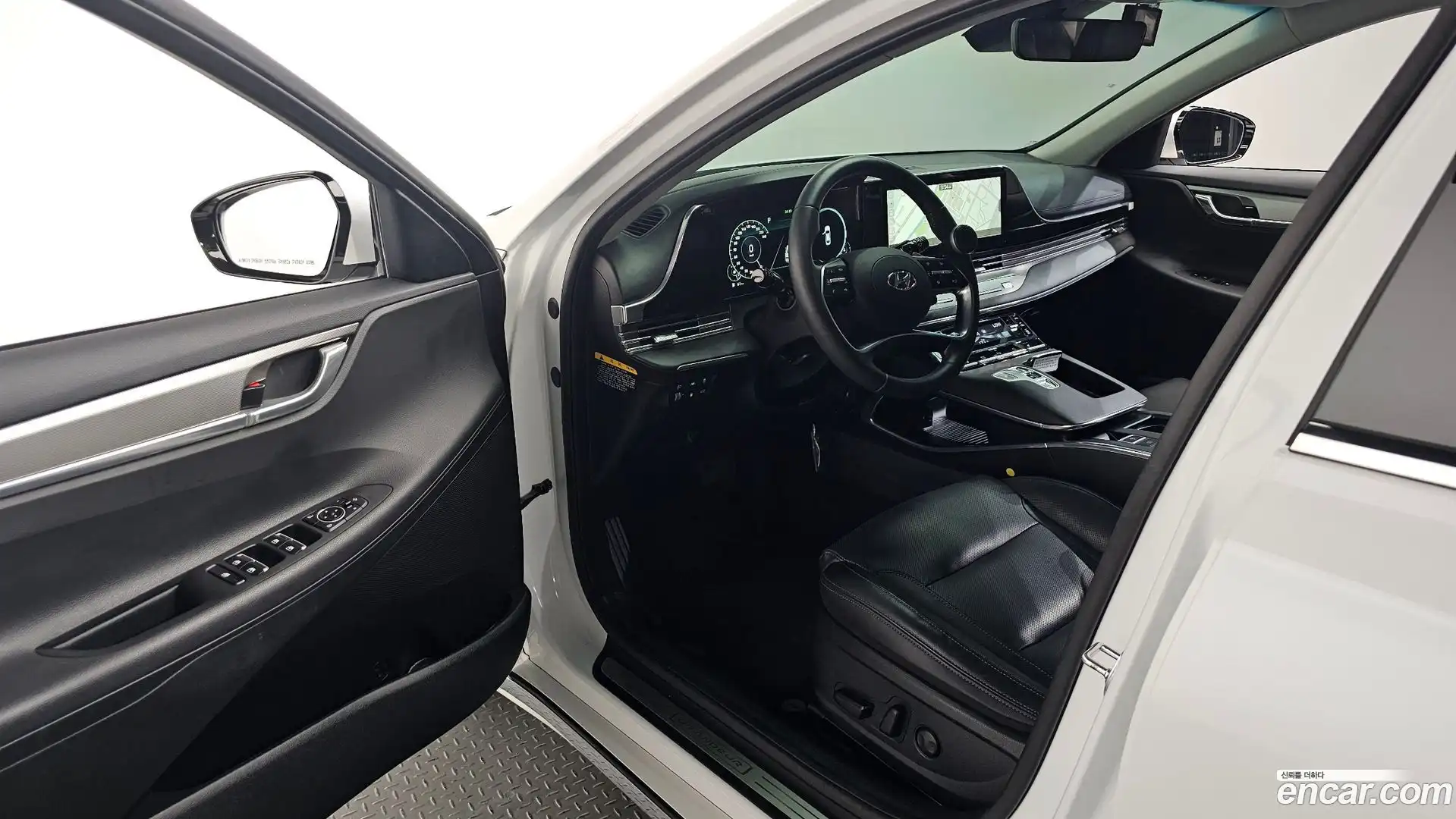 Grandeur Hyundai 2020.3-INNER-010