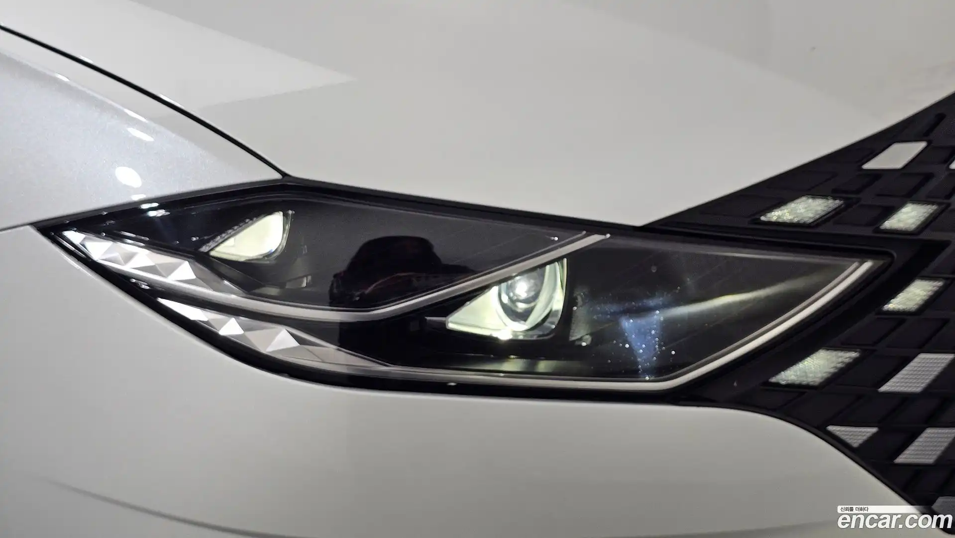 Grandeur Hyundai 2020.3-OUTER-032