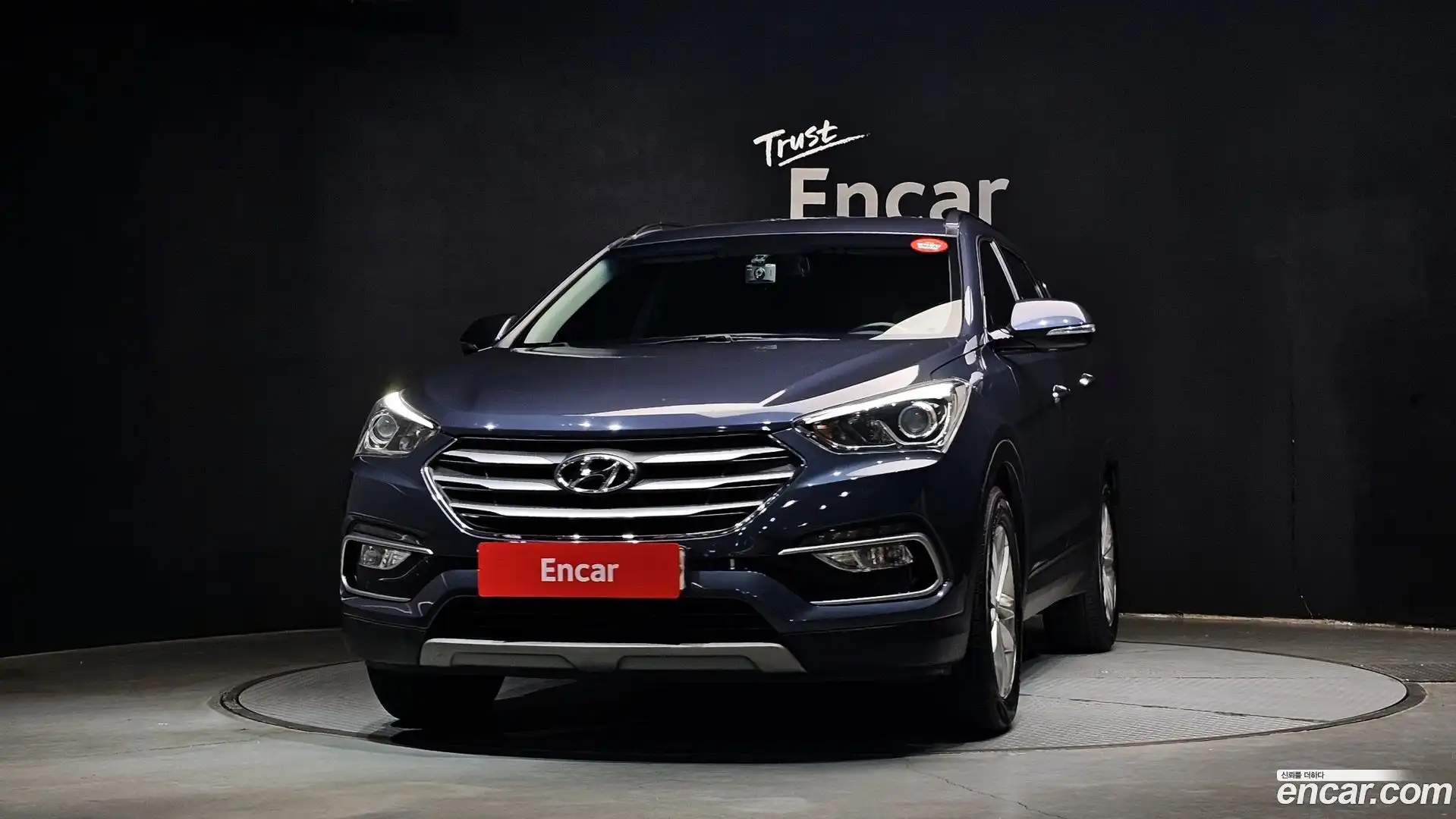Santafe Hyundai 2017.8-OUTER-003