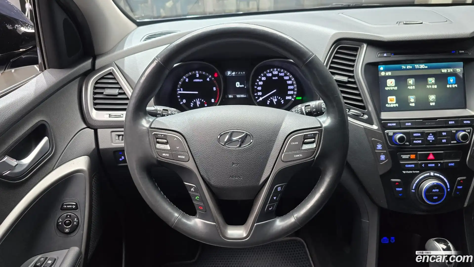 Santafe Hyundai 2017.8-OPTION-017