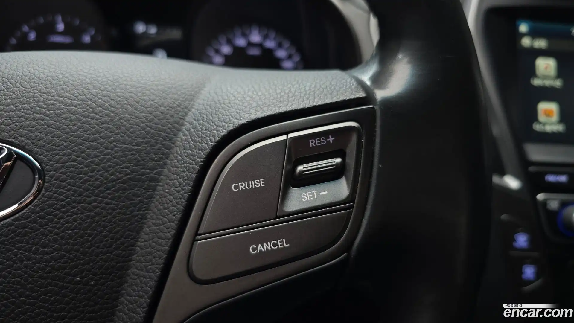 Santafe Hyundai 2017.8-OPTION-023