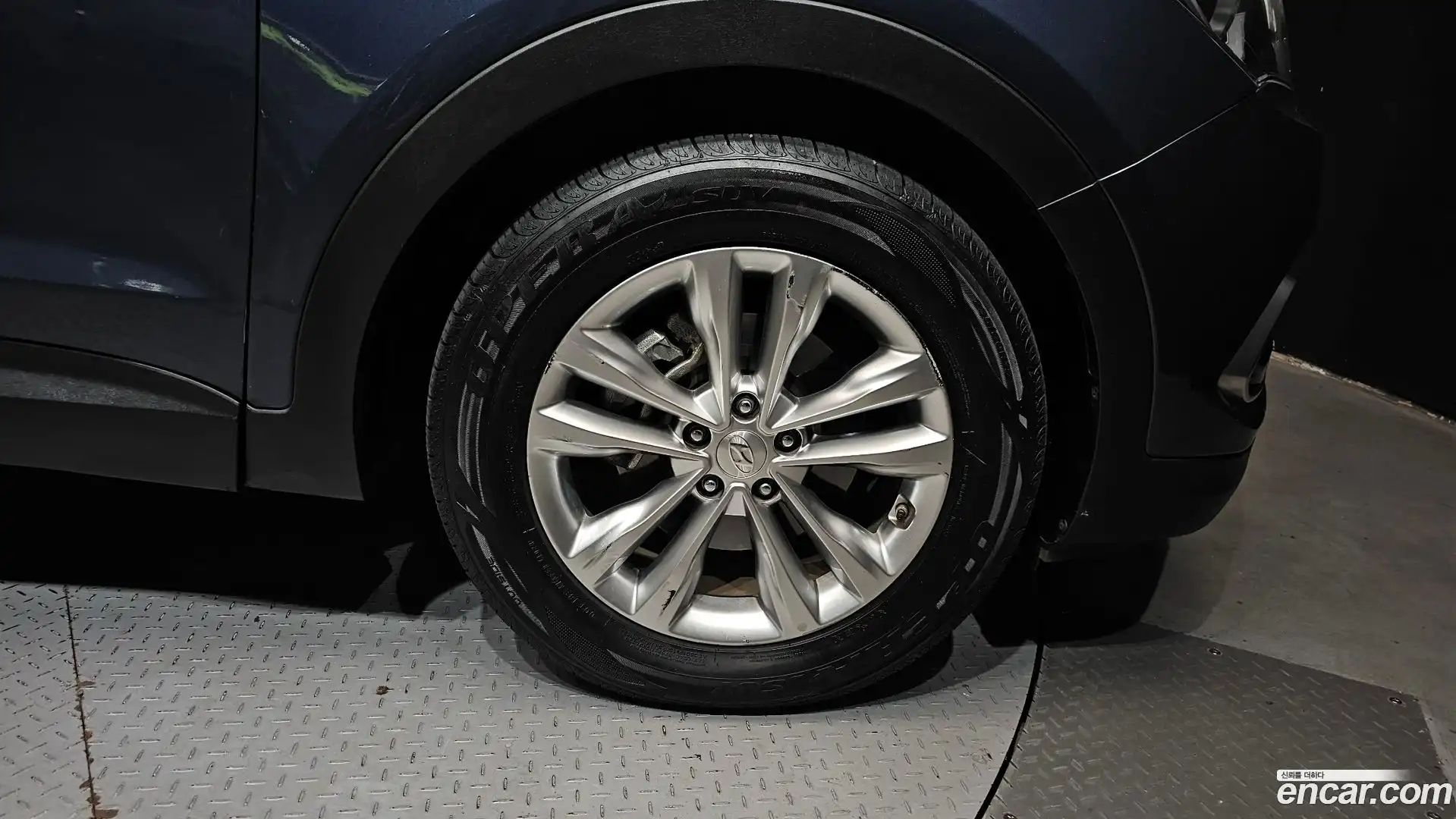 Santafe Hyundai 2017.8-OUTER-031