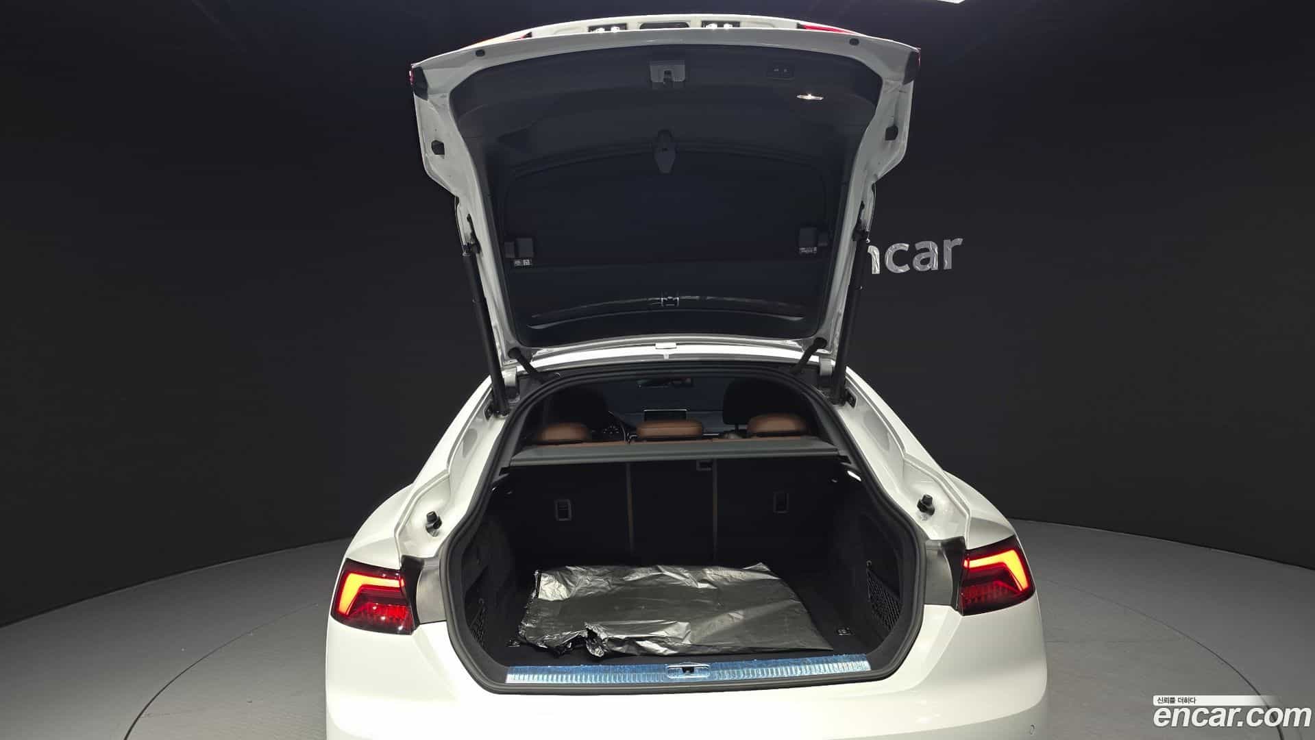 A5 Audi 2019.8-OPTION-050