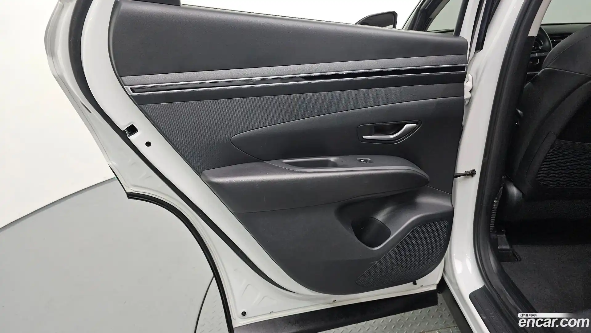 Tucson Hyundai 2022.5-INNER-035