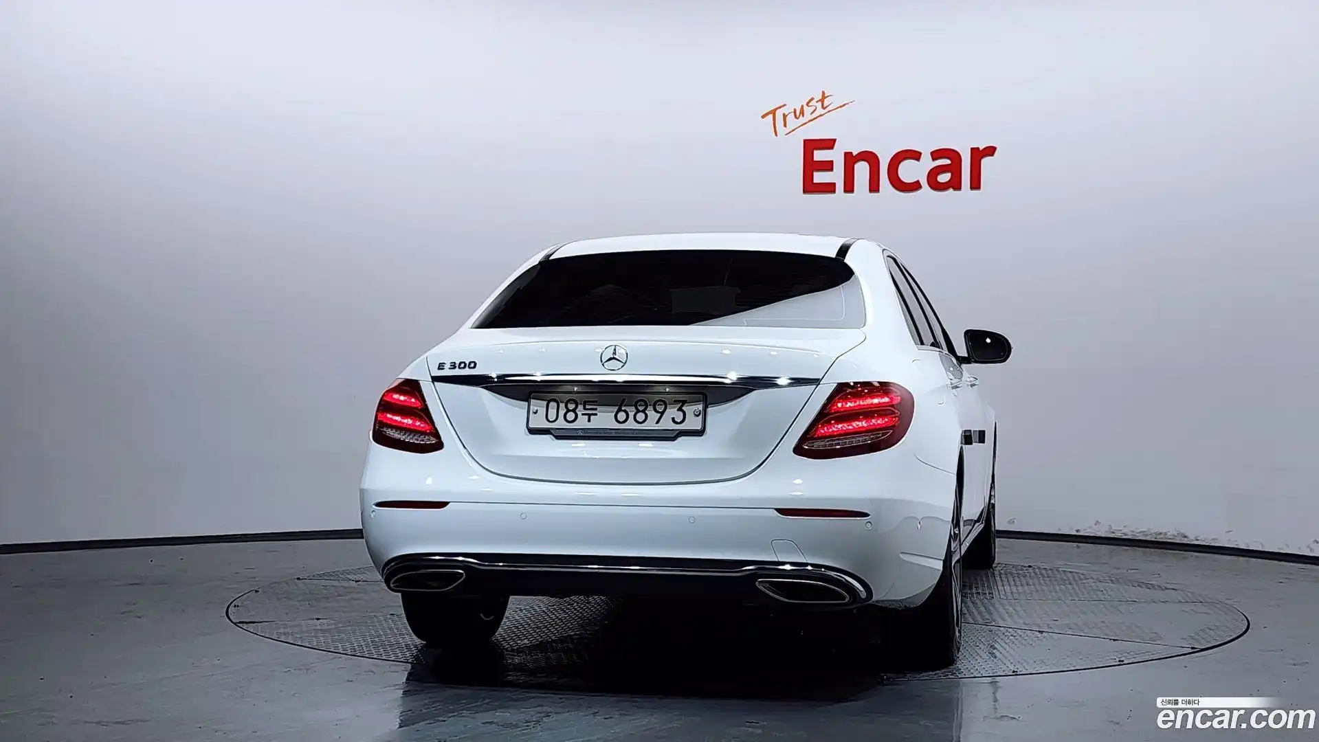 E-Class Mercedes-Benz 2018.9-OUTER-004