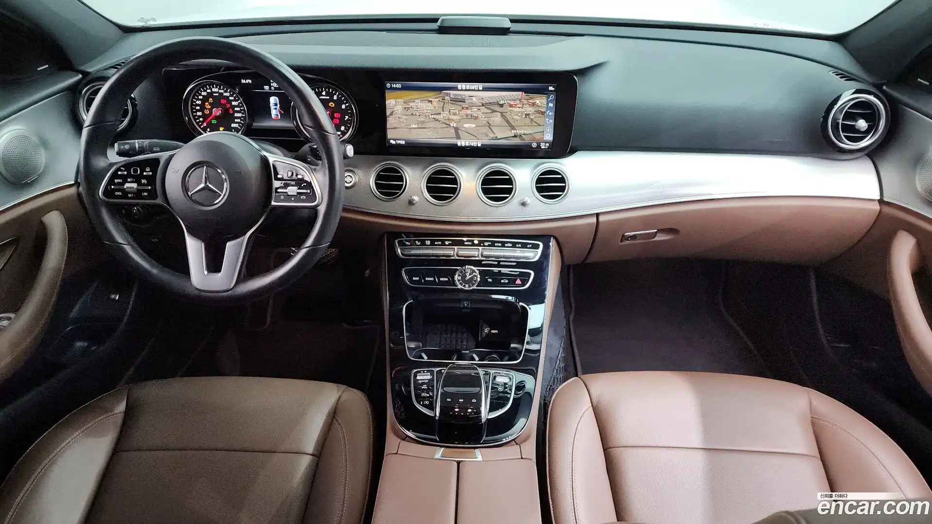 E-Class Mercedes-Benz 2018.9-INNER-007
