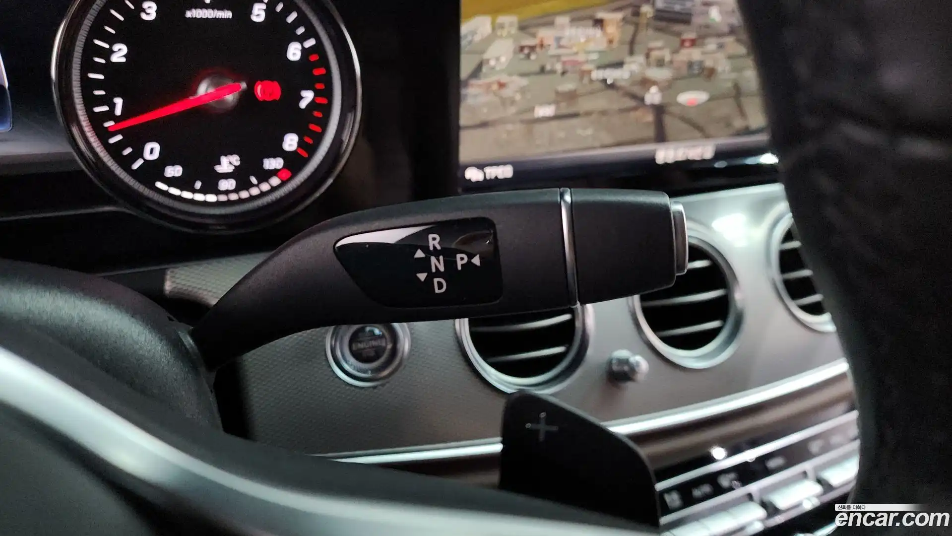 E-Class Mercedes-Benz 2018.9-INNER-009