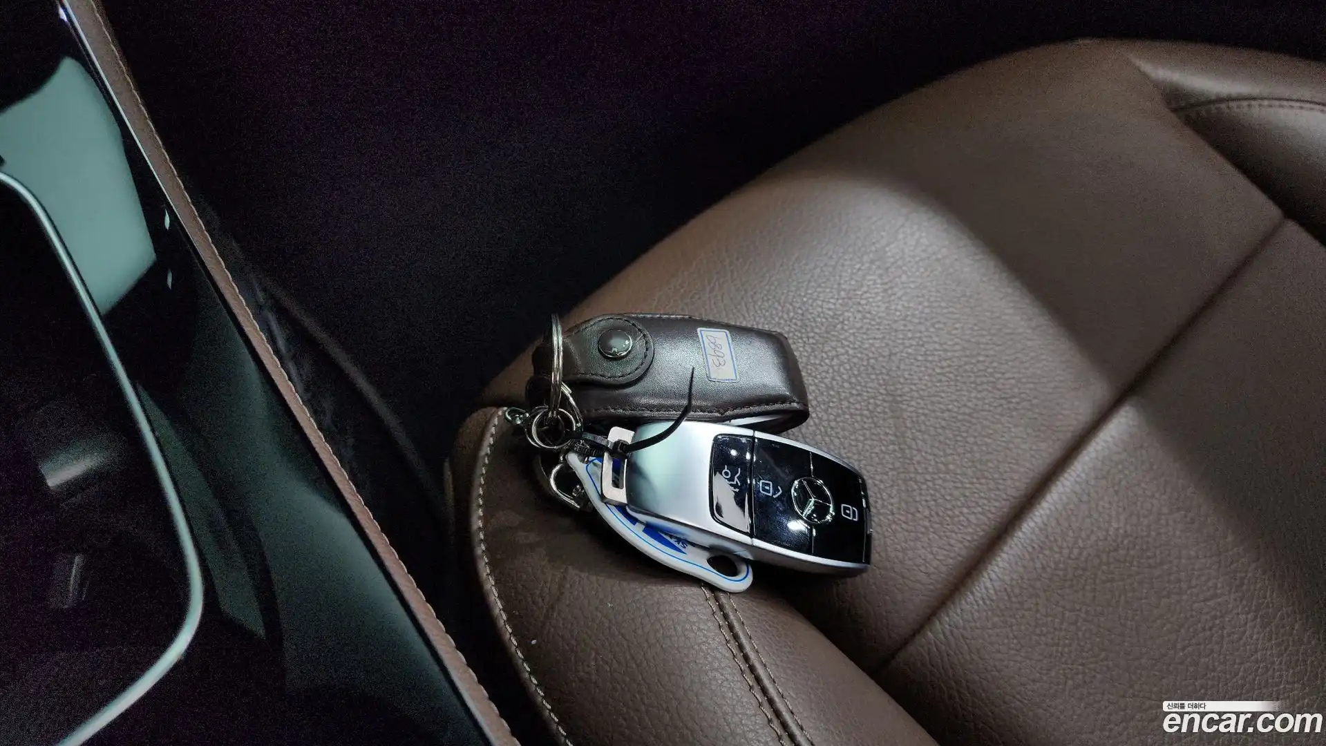 E-Class Mercedes-Benz 2018.9-OPTION-019