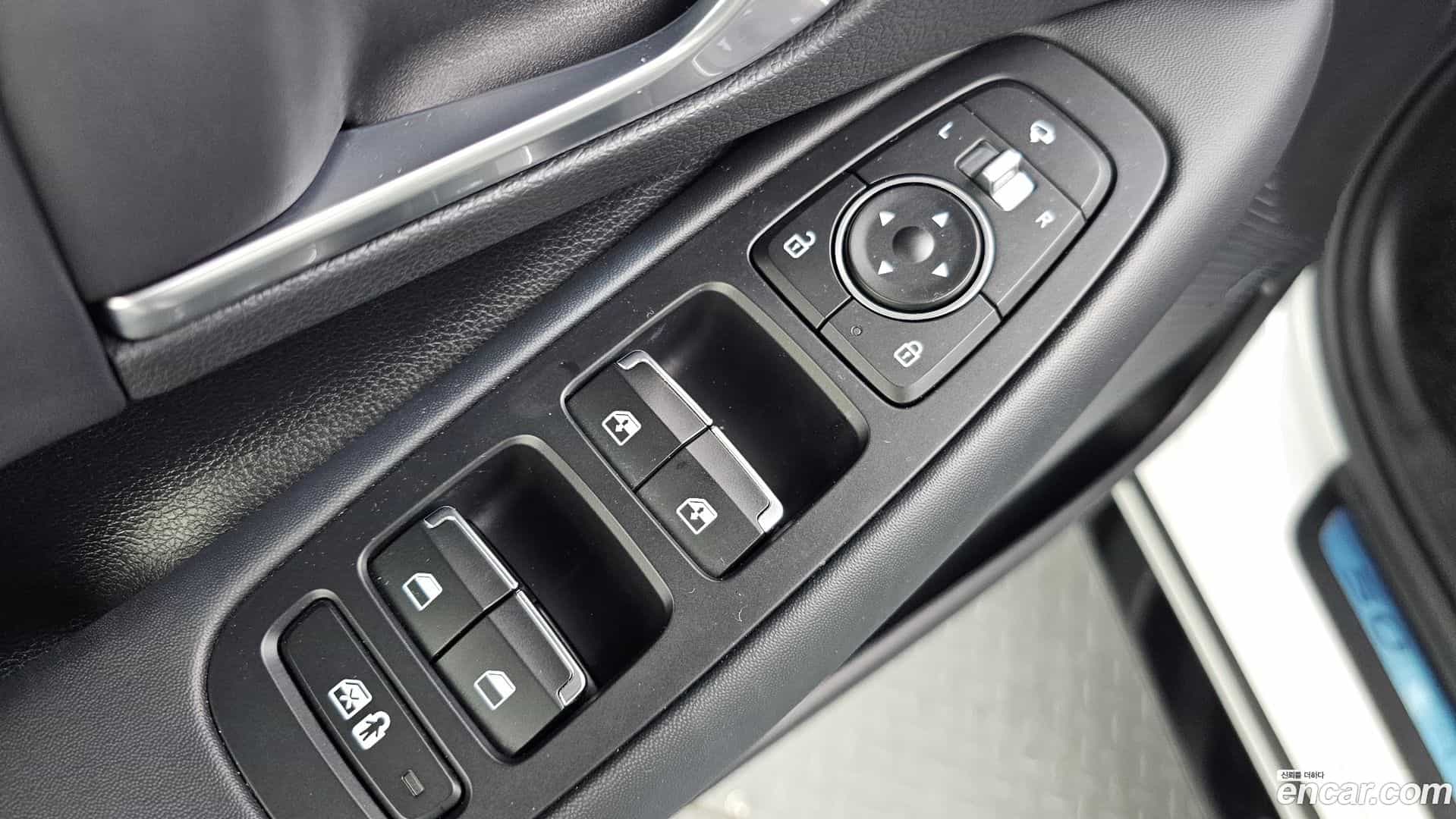 Sonata Hyundai 2019.4-OPTION-041