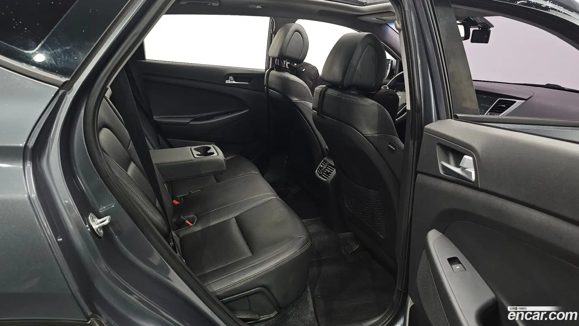 Tucson Hyundai 2017.8-INNER-036
