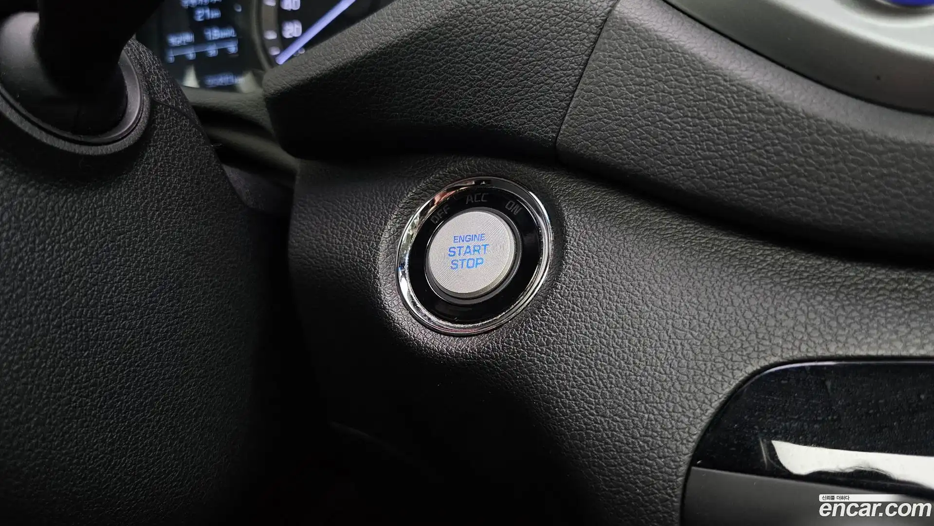 Tucson Hyundai 2017.8-OPTION-040
