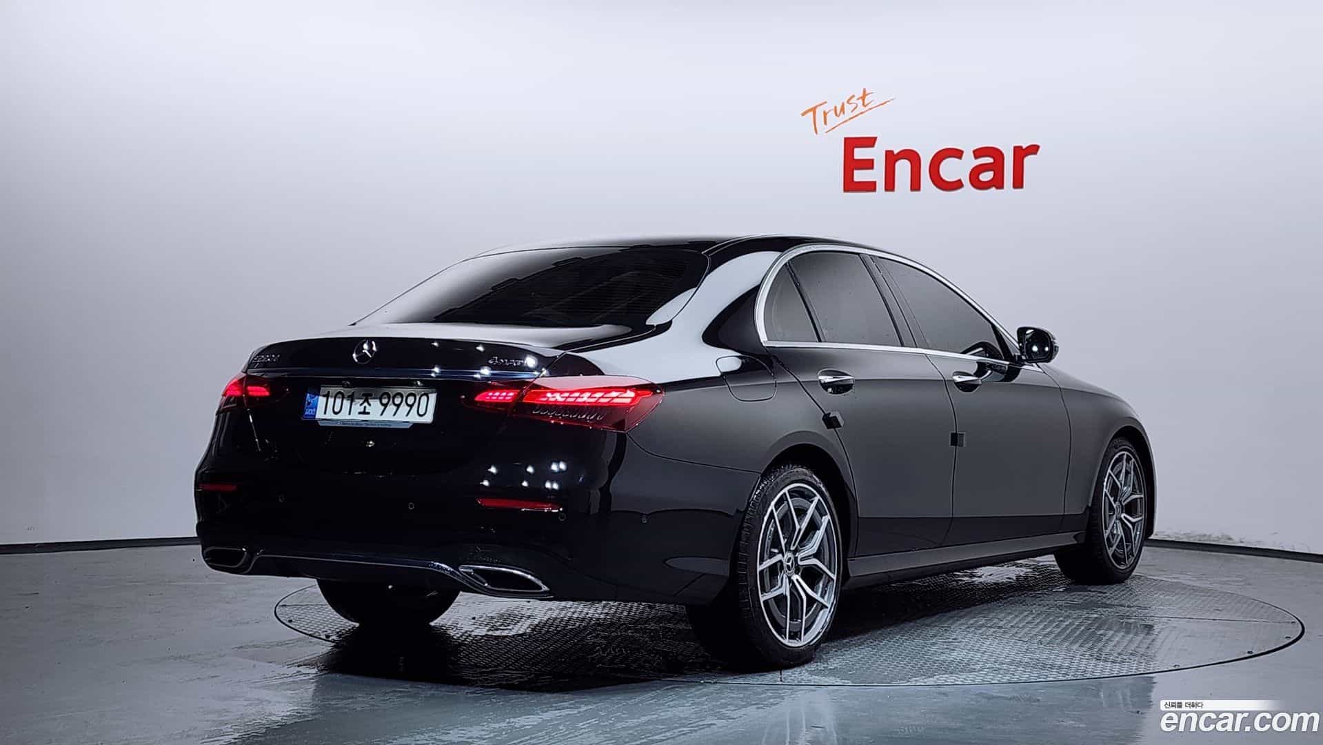E-Class Mercedes-Benz 2020.10-OUTER-002