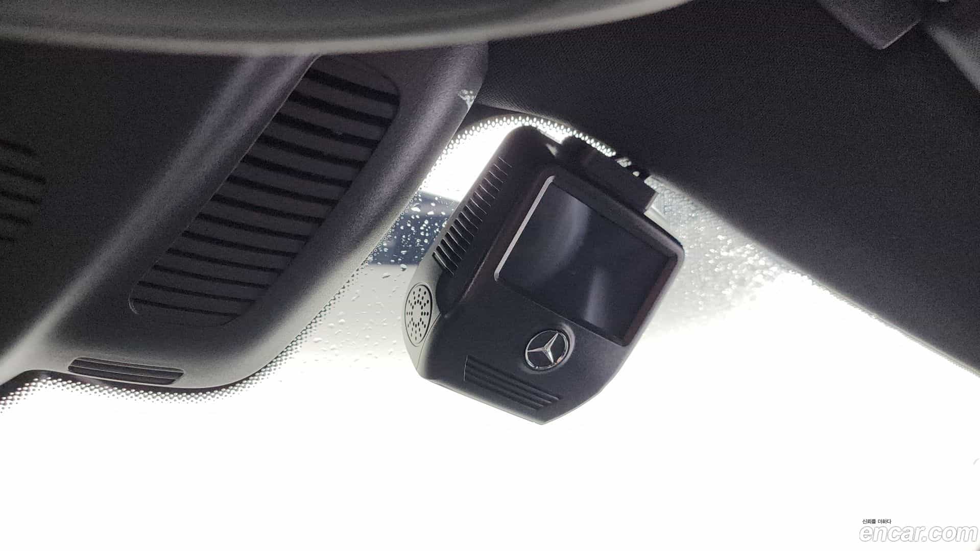 E-Class Mercedes-Benz 2020.10-OPTION-019