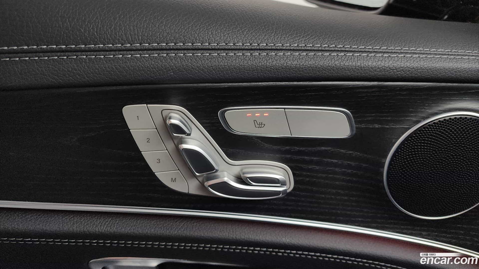 E-Class Mercedes-Benz 2020.10-OPTION-047