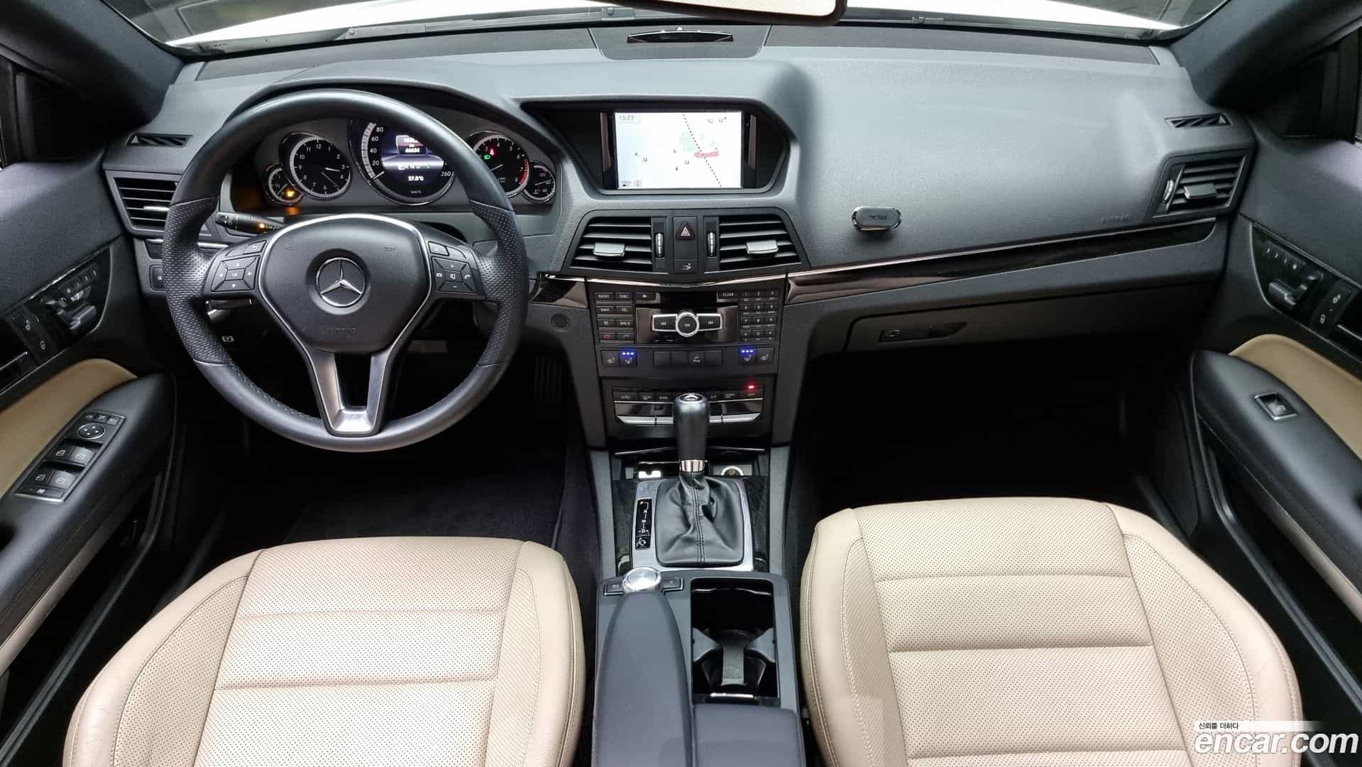 E-Class Mercedes-Benz 2013.2-INNER-007