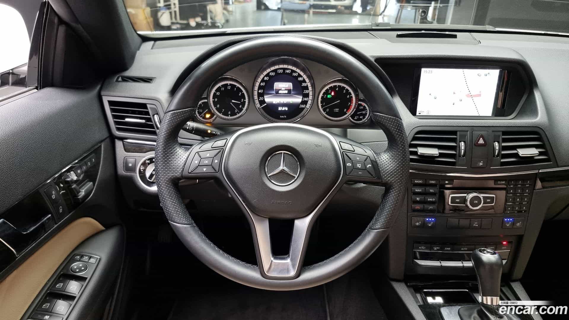 E-Class Mercedes-Benz 2013.2-OPTION-017