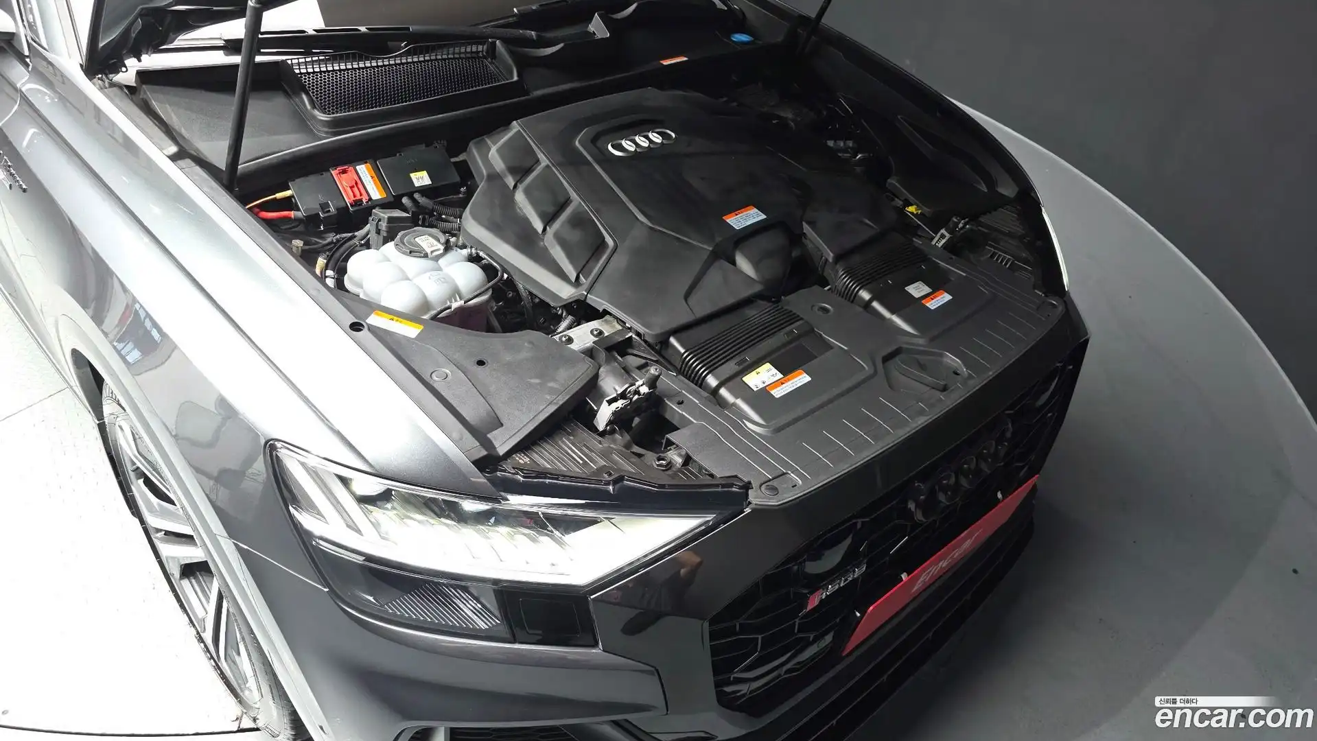 Q8 Audi 2023.10-OUTER-006