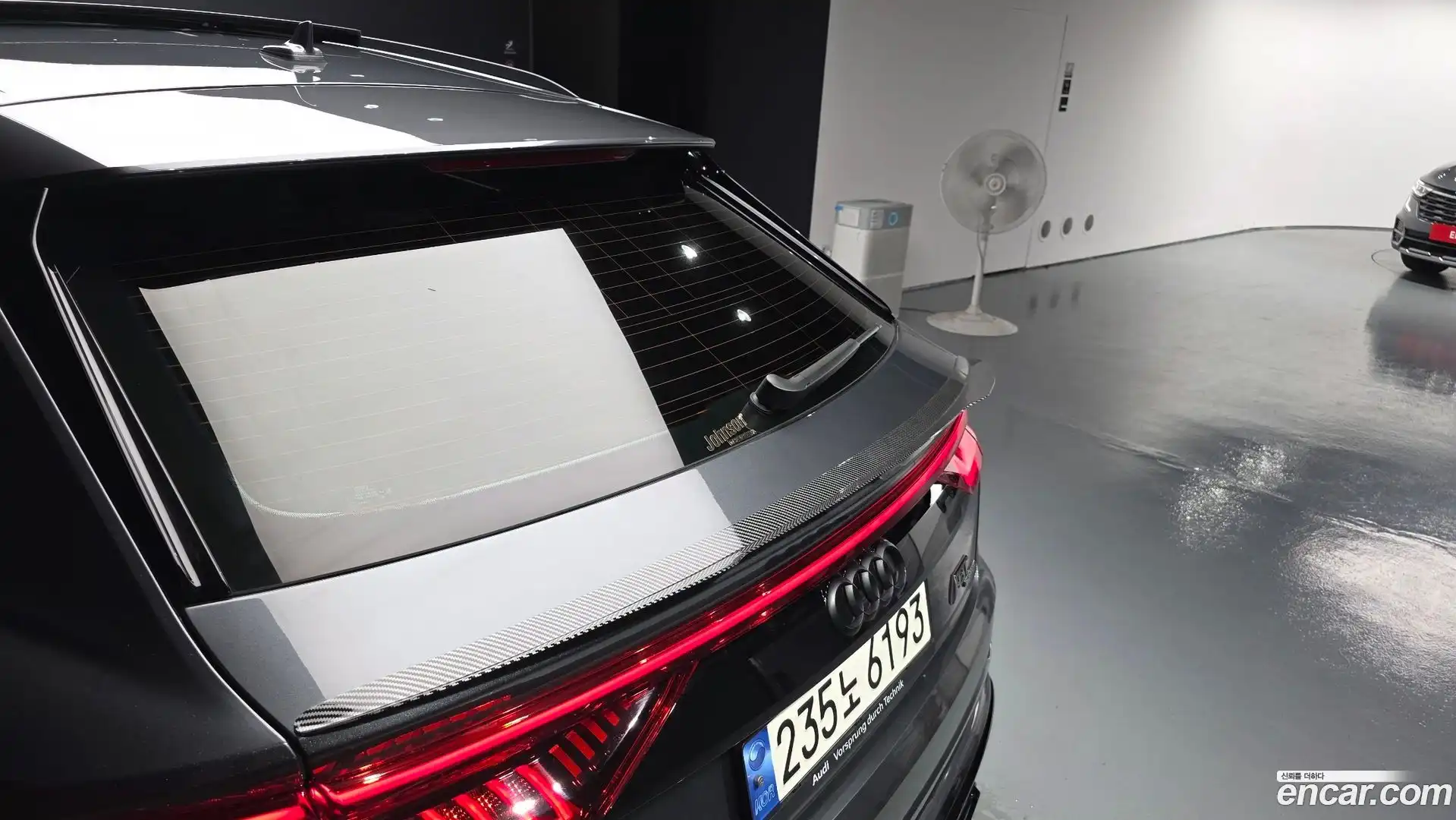 Q8 Audi 2023.10-OPTION-052