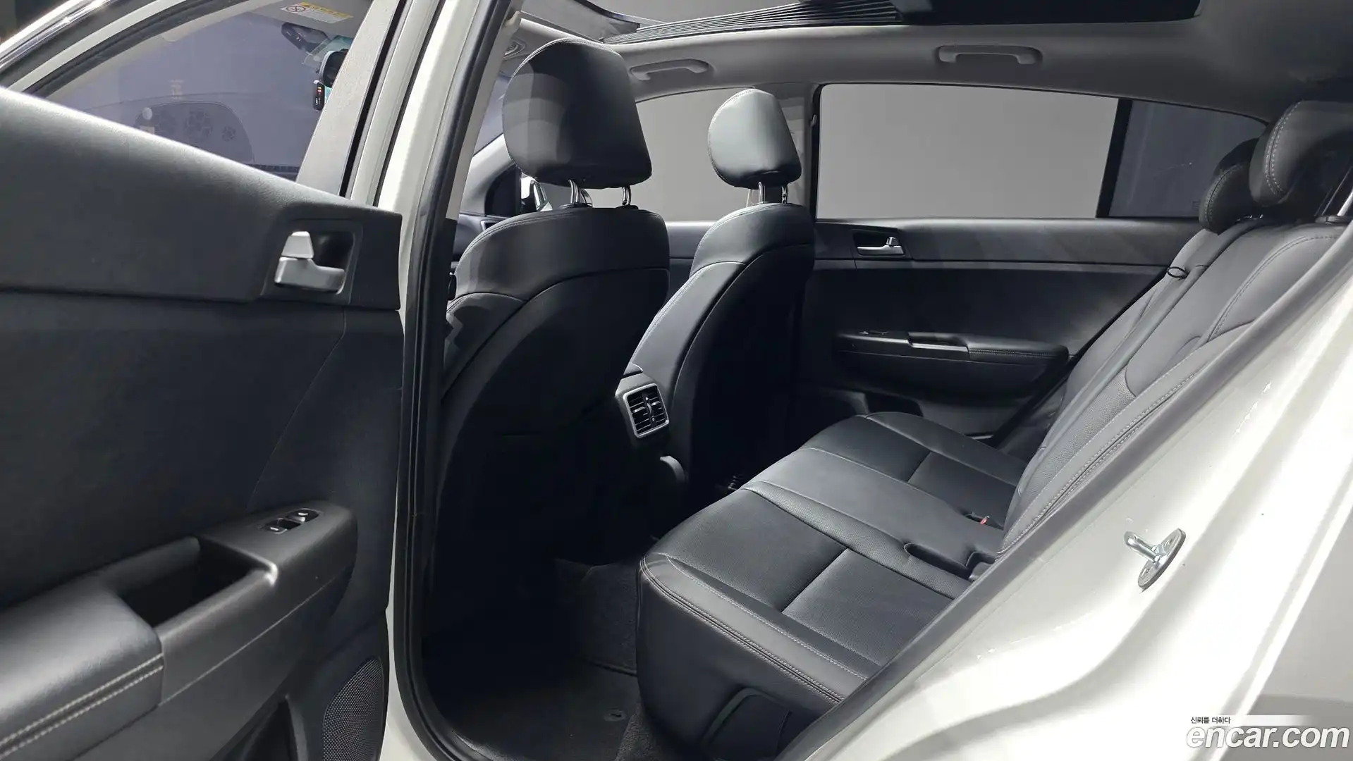 Sportage Kia 2017.3-OPTION-016