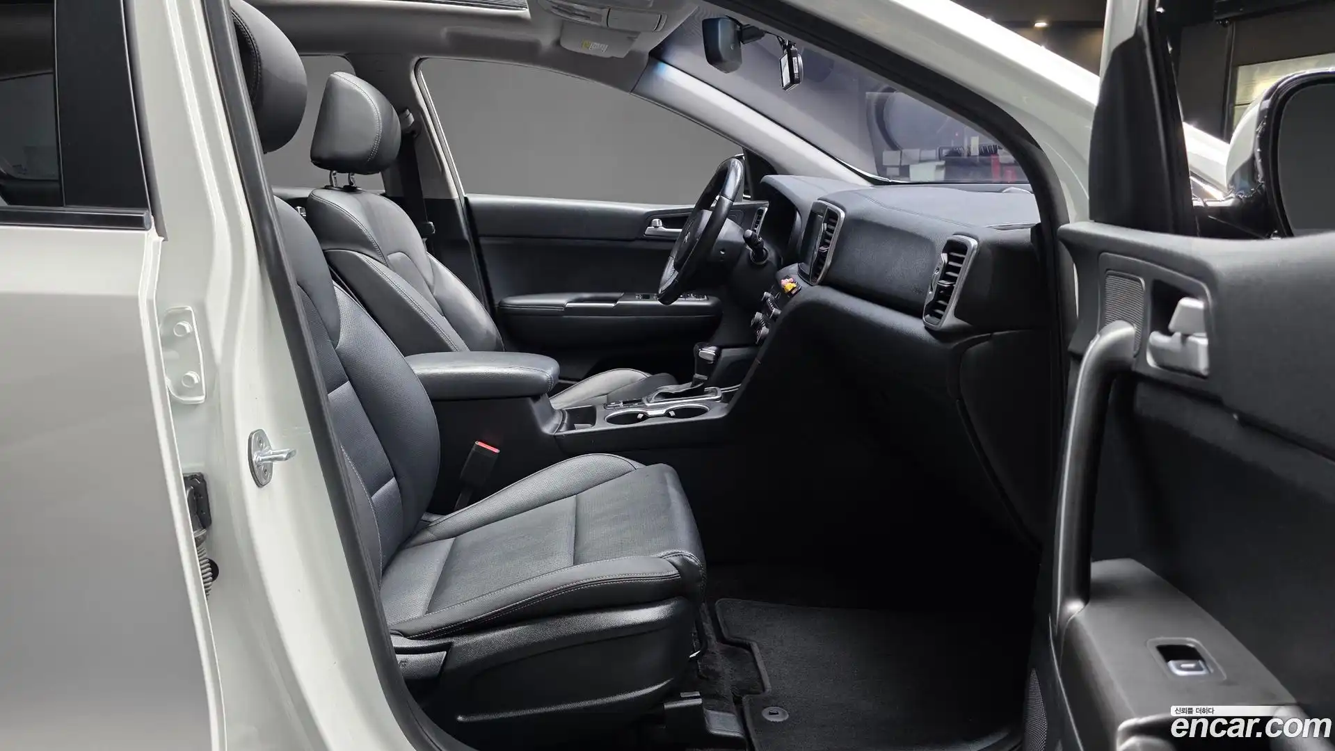 Sportage Kia 2017.3-INNER-036