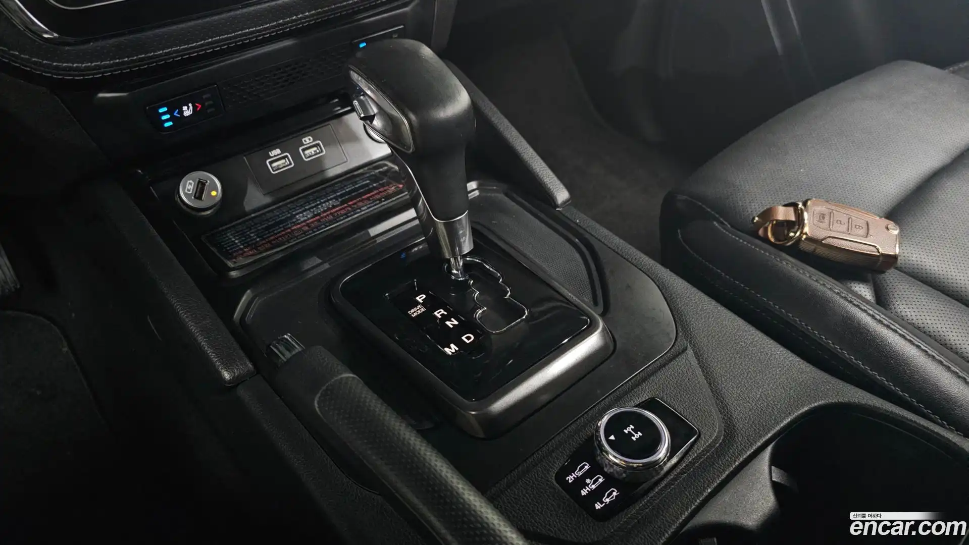 Rexton KG Mobility 2022.3-INNER-009