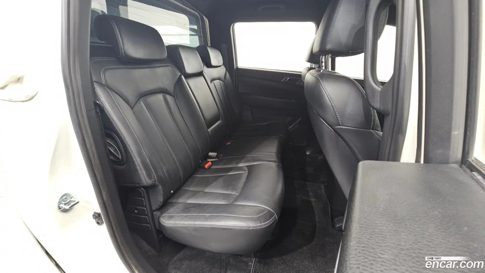 Rexton KG Mobility 2022.3-OPTION-015