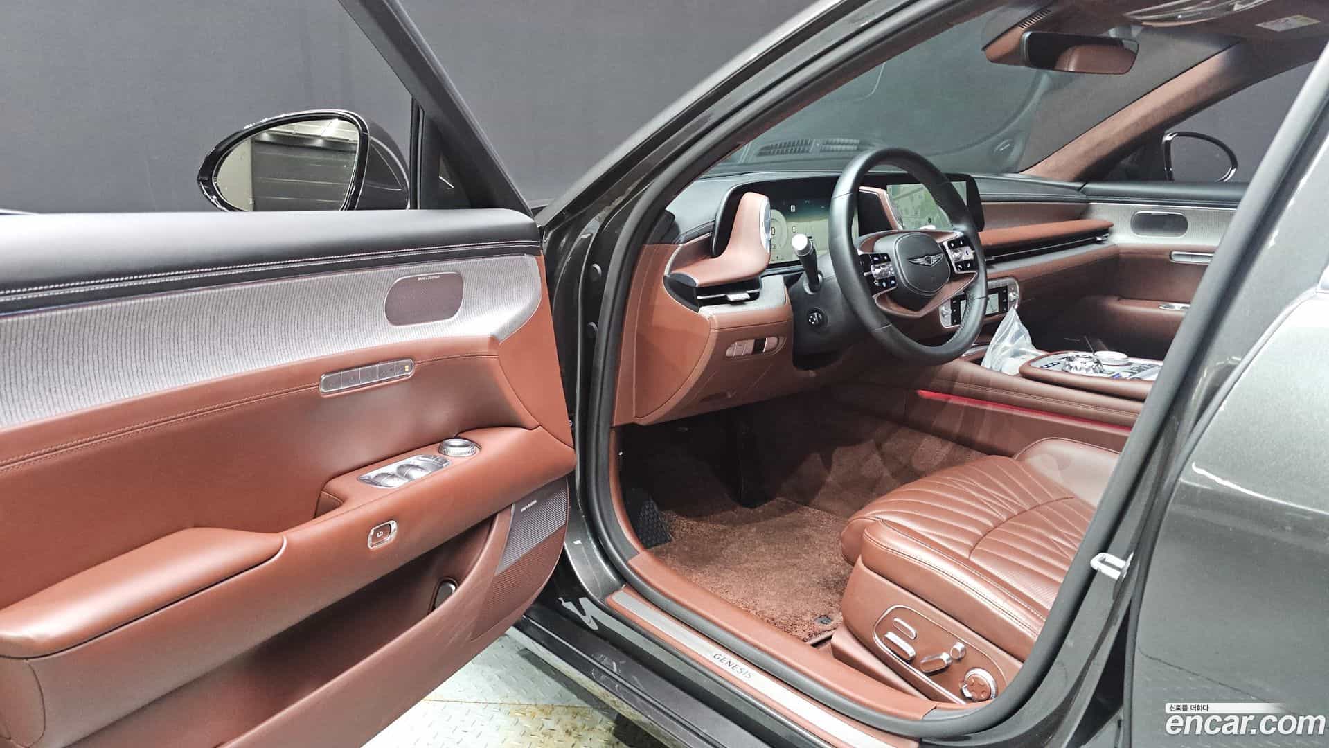 G90 Genesis 2022.1-INNER-010
