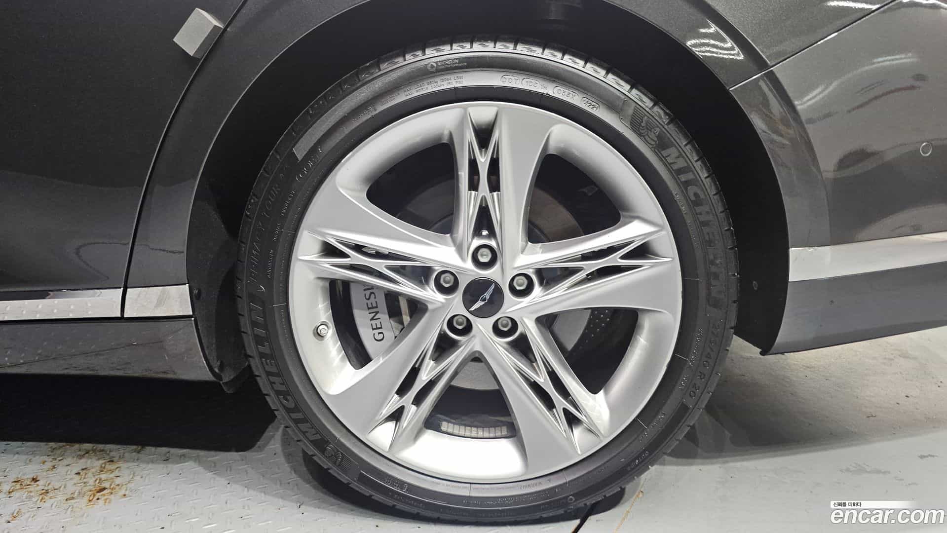 G90 Genesis 2022.1-OUTER-031