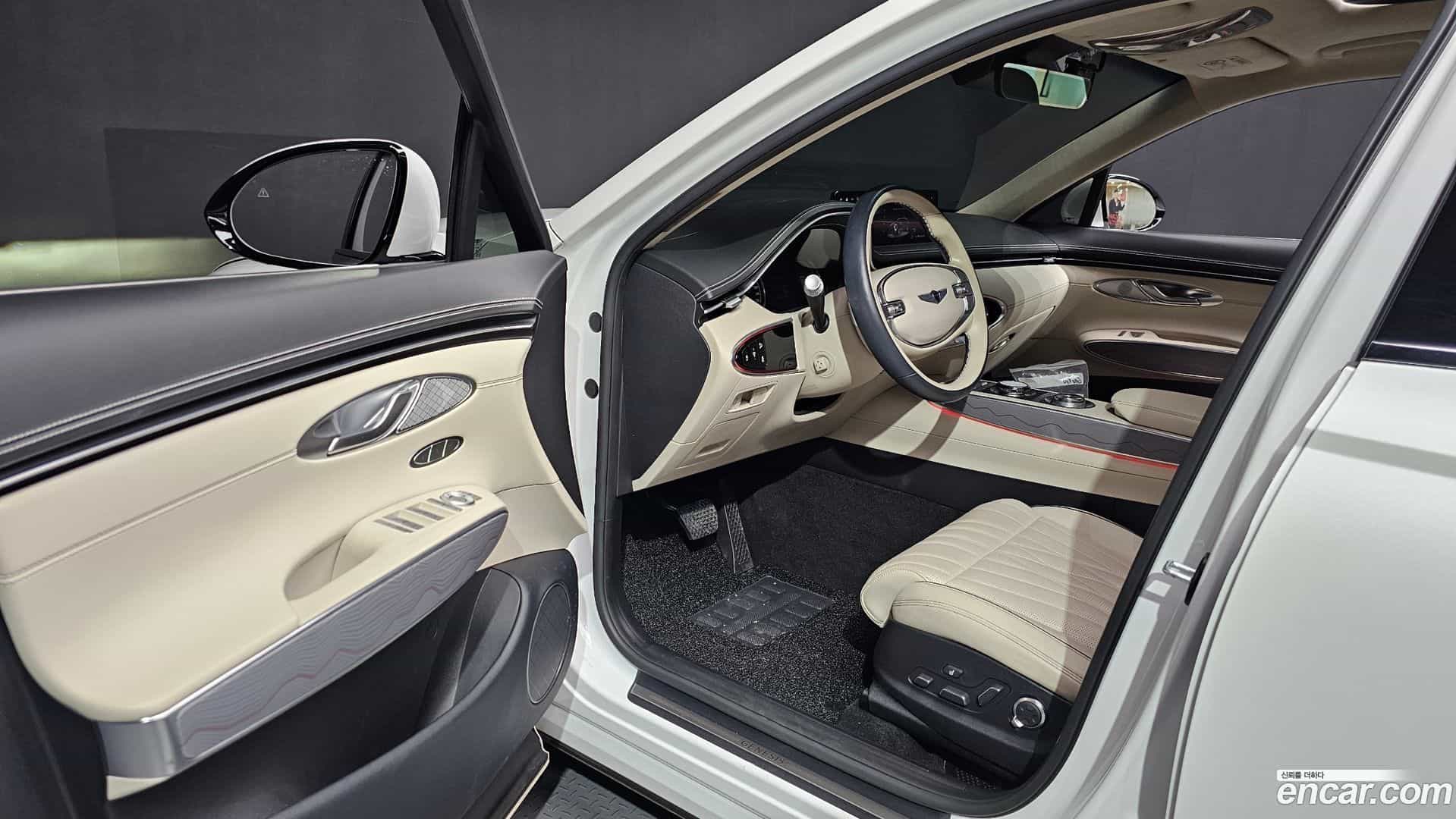 GV70 Genesis 2022.0-INNER-010