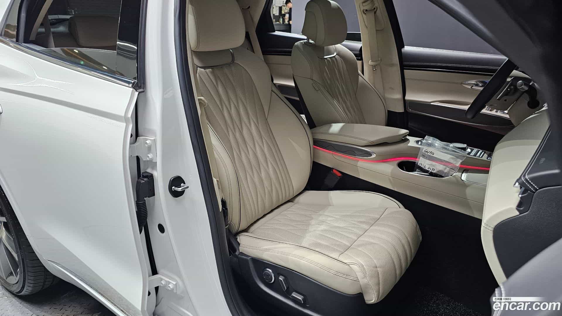 GV70 Genesis 2022.0-OPTION-015