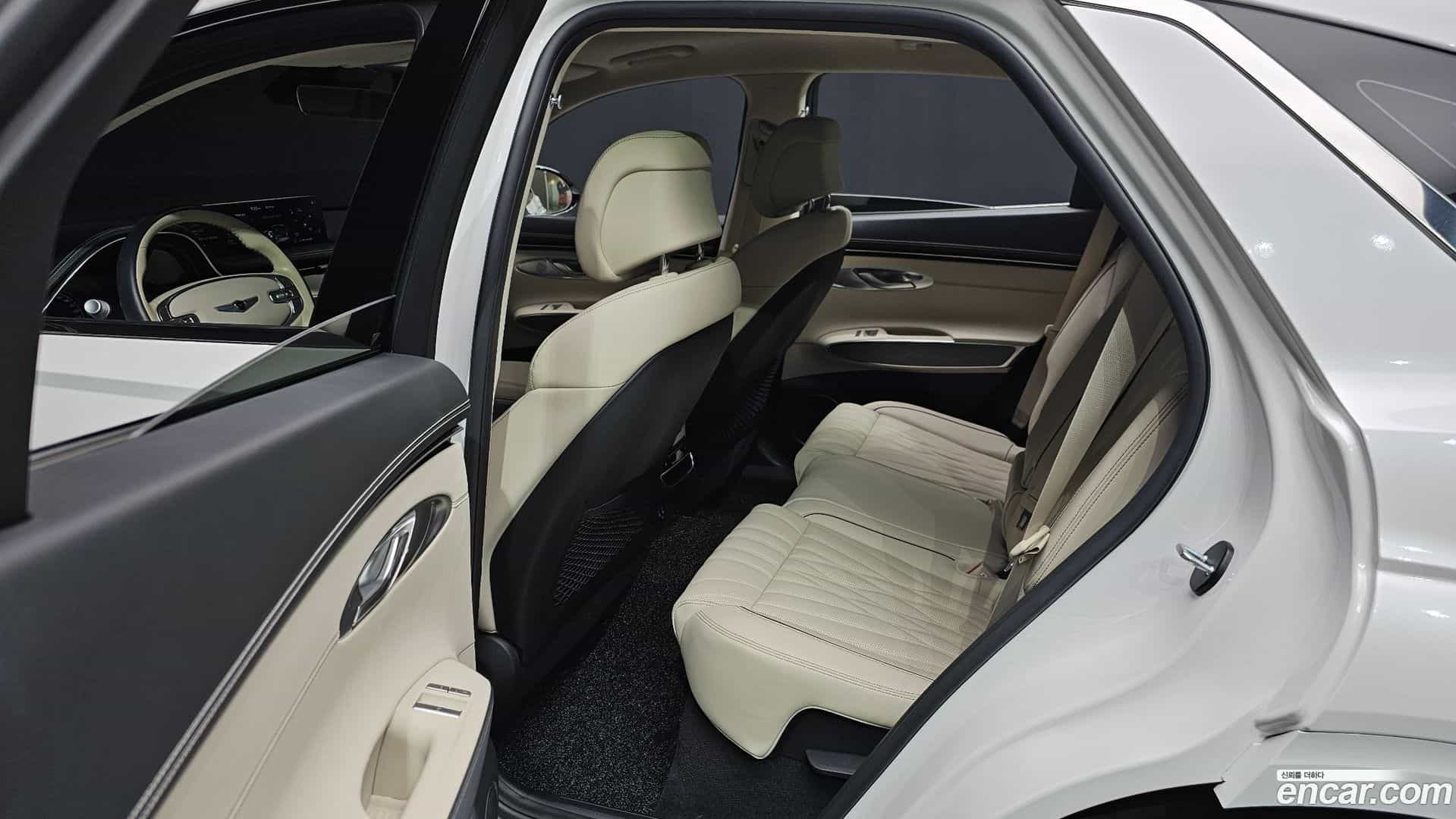 GV70 Genesis 2022.0-OPTION-016
