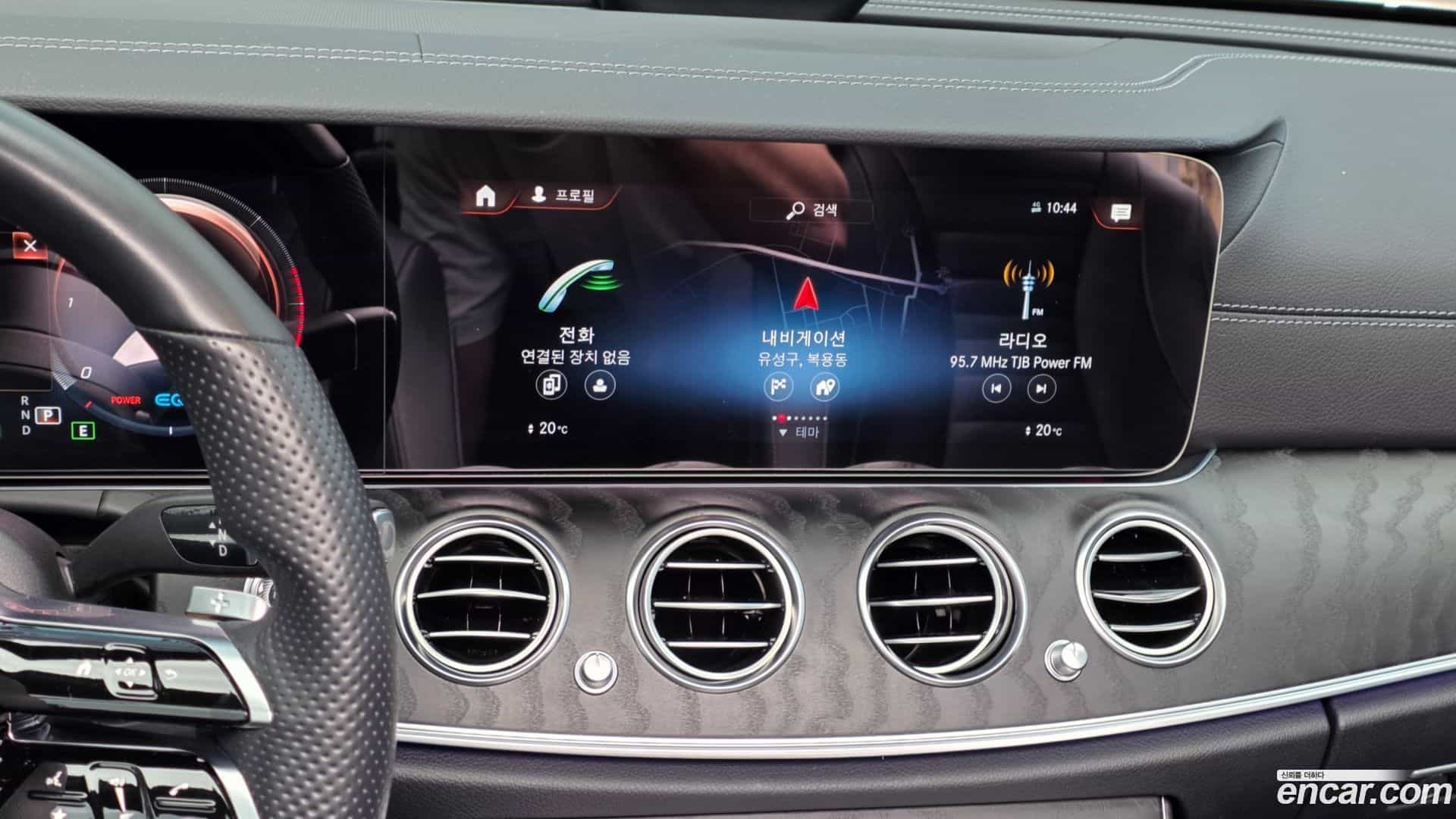 E-Class Mercedes-Benz 2022.11-INNER-007