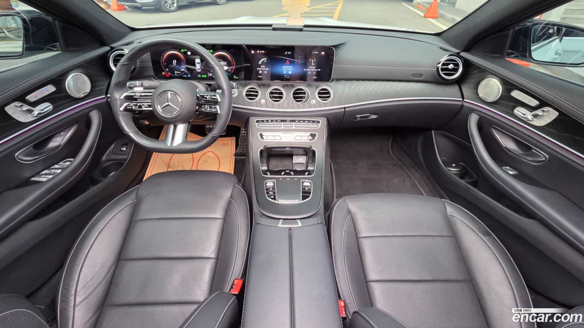 E-Class Mercedes-Benz 2022.11-OPTION-015