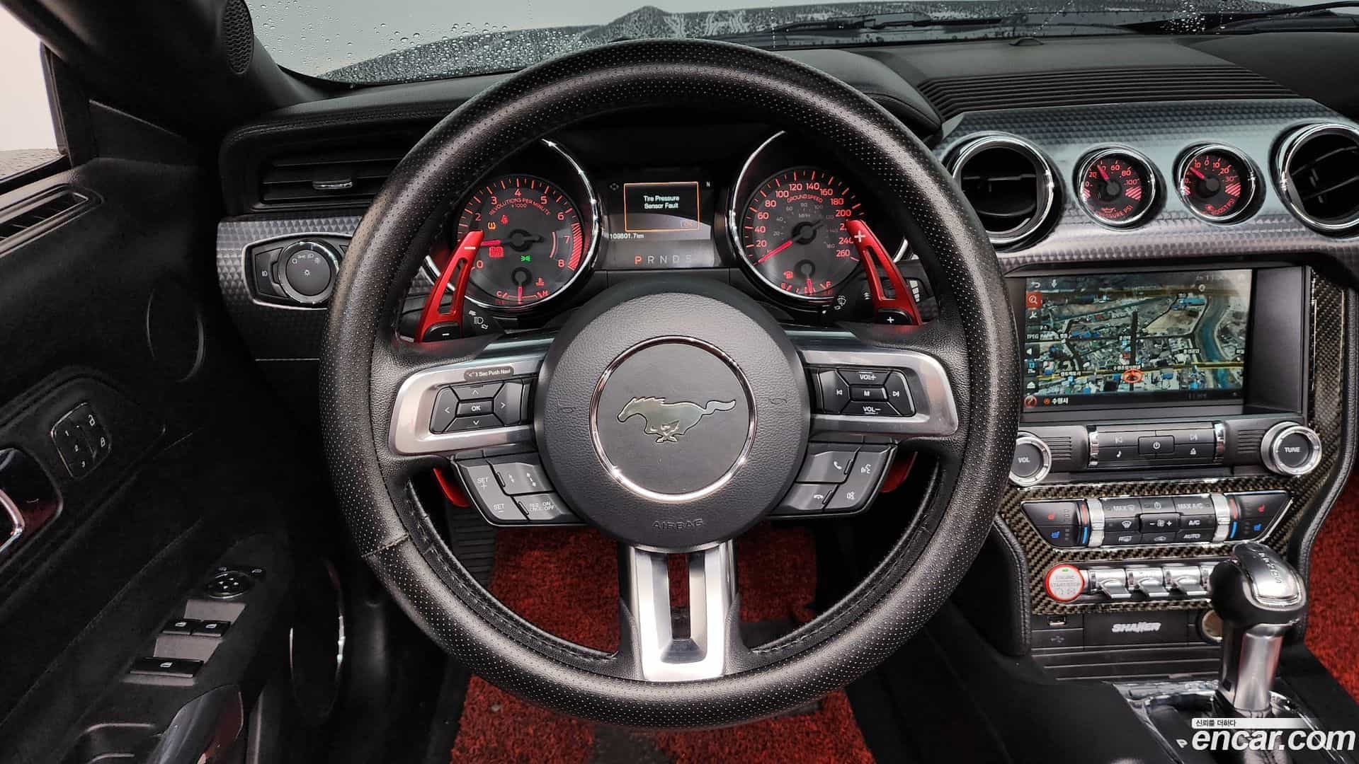 Mustang Ford 2016.8-OPTION-017