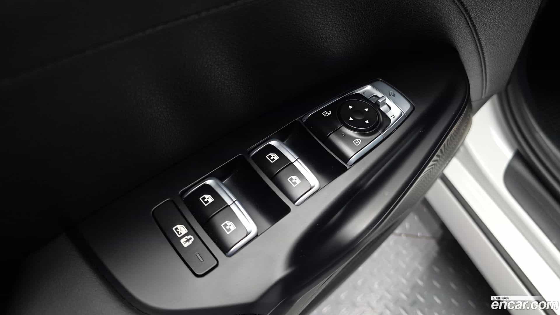 K5 Kia 2023.3-OPTION-043