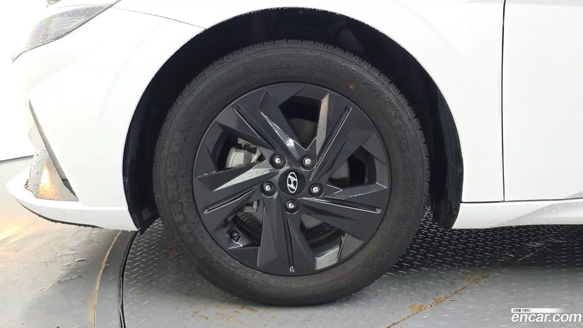 AVANTE Hyundai 2023.1-OUTER-005