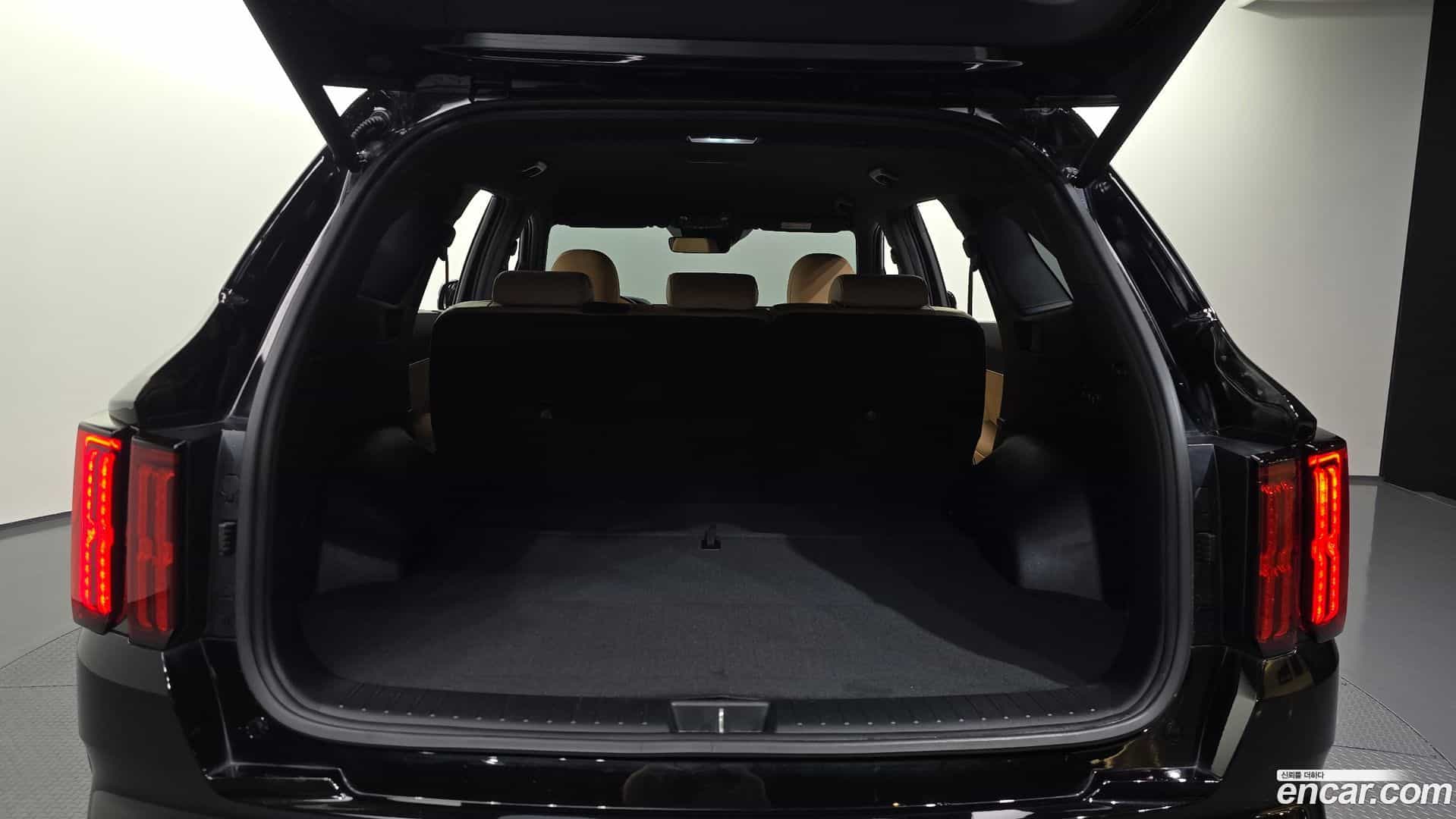 Sorento Kia 2023.5-OPTION-024