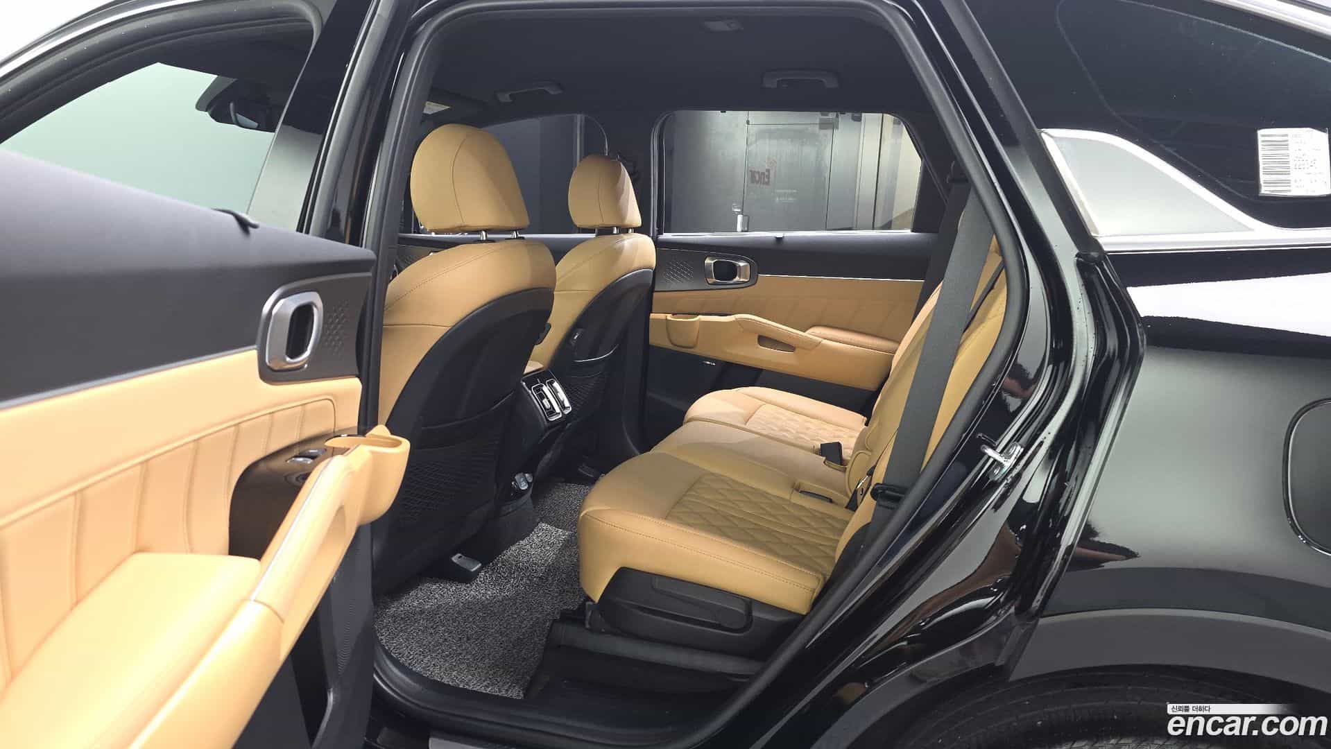 Sorento Kia 2023.5-INNER-036