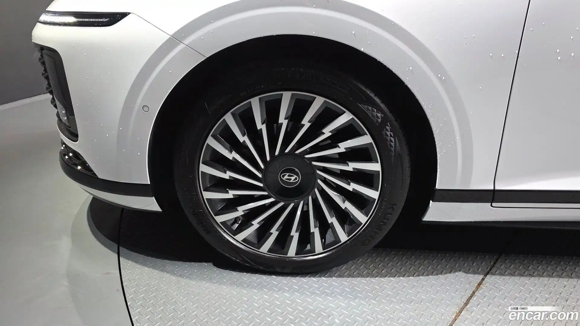 Grandeur Hyundai 2024.3-OUTER-005