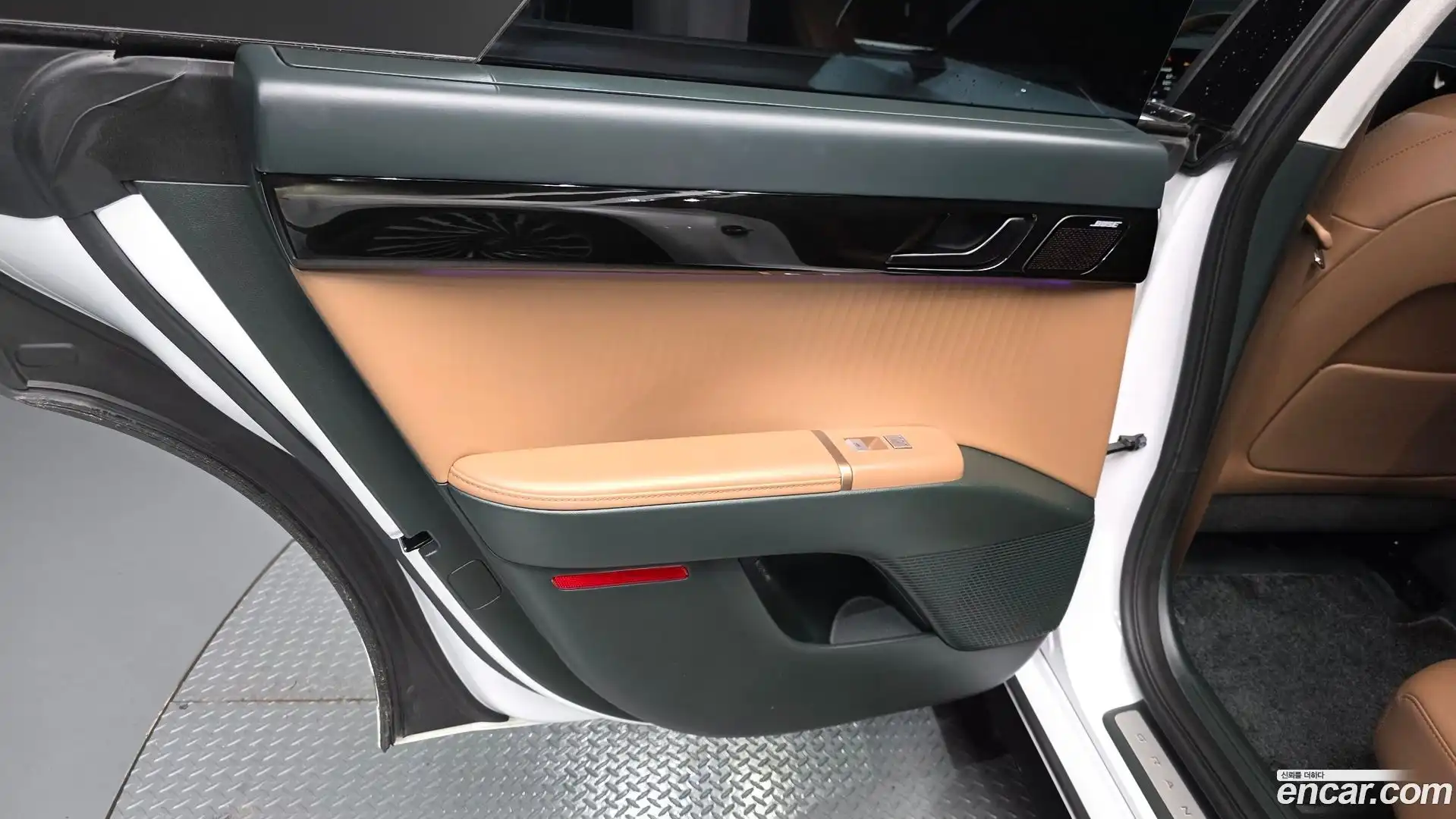 Grandeur Hyundai 2024.3-INNER-035